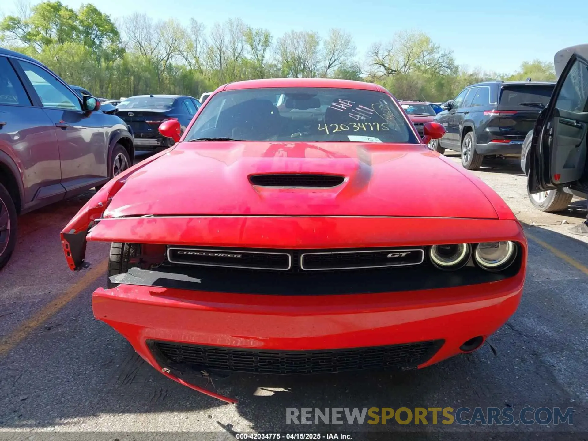12 Photograph of a damaged car 2C3CDZJG5PH510341 DODGE CHALLENGER 2023