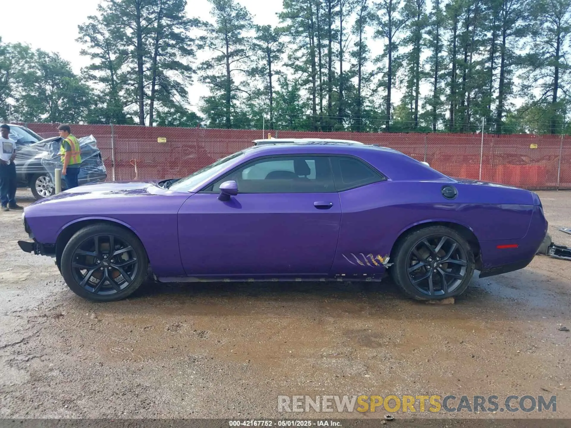 15 Photograph of a damaged car 2C3CDZJG5PH629801 DODGE CHALLENGER 2023