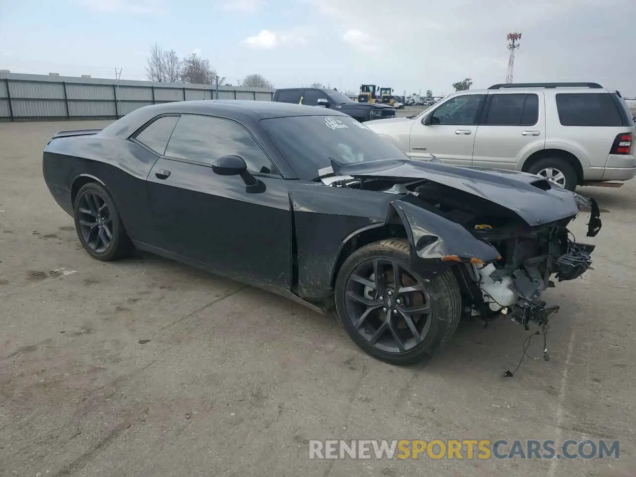 4 Photograph of a damaged car 2C3CDZJG6PH563209 DODGE CHALLENGER 2023