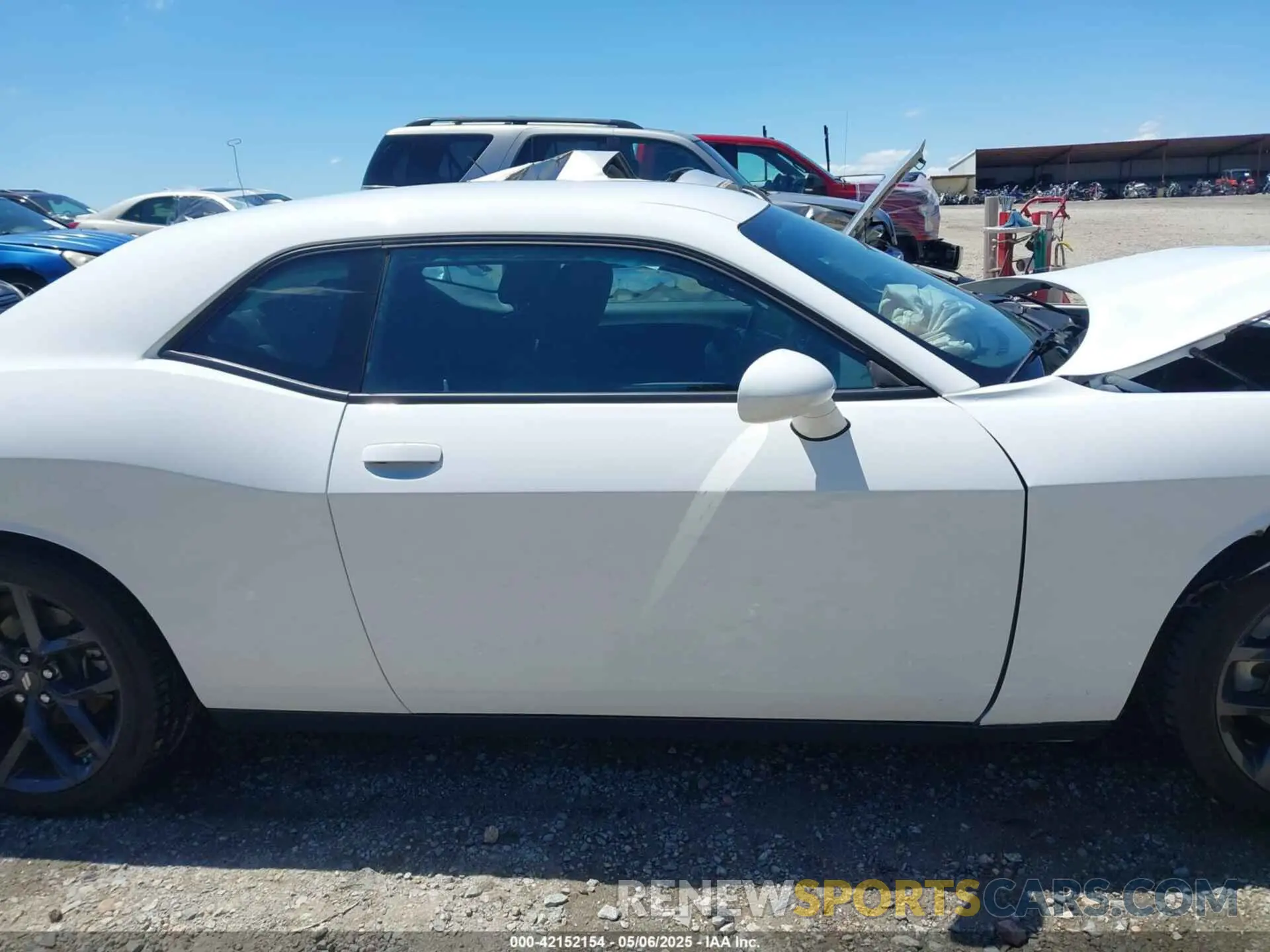 13 Фотография поврежденного автомобиля 2C3CDZJG6PH586957 DODGE CHALLENGER 2023
