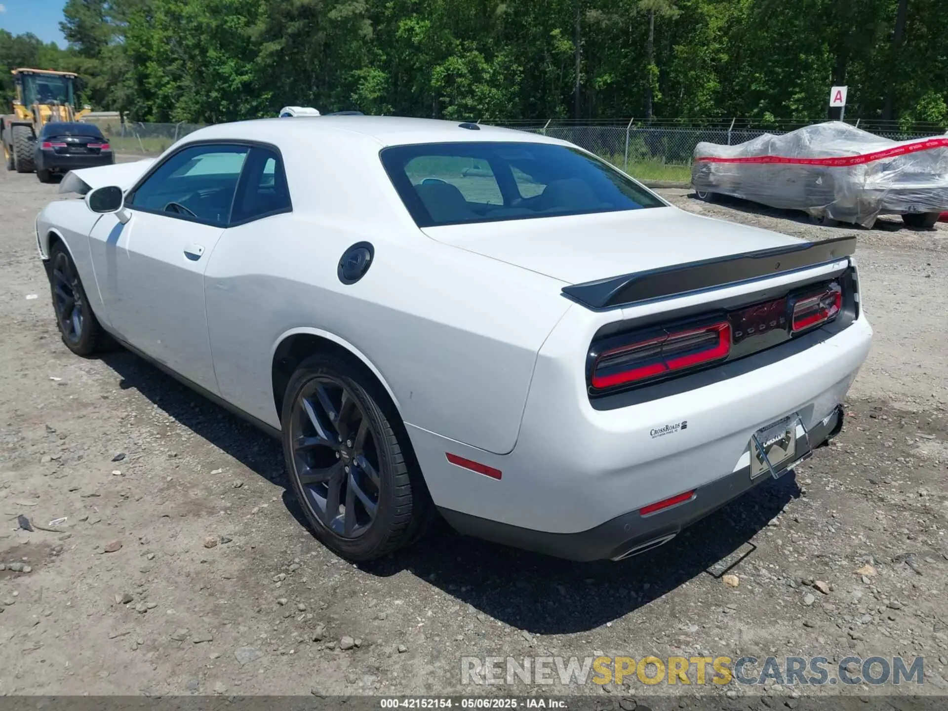 3 Фотография поврежденного автомобиля 2C3CDZJG6PH586957 DODGE CHALLENGER 2023