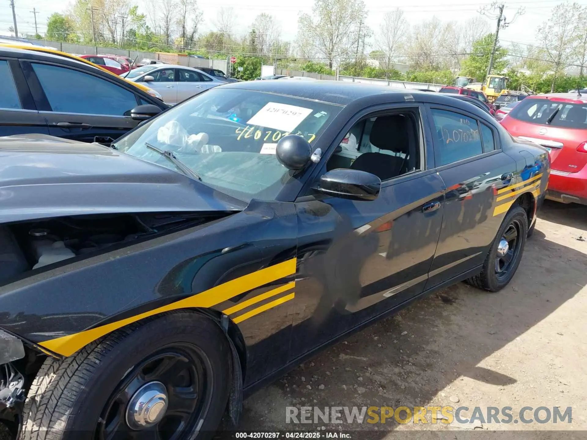 15 Photograph of a damaged car 2C3CDXAG9KH510212 DODGE CHARGER 2019