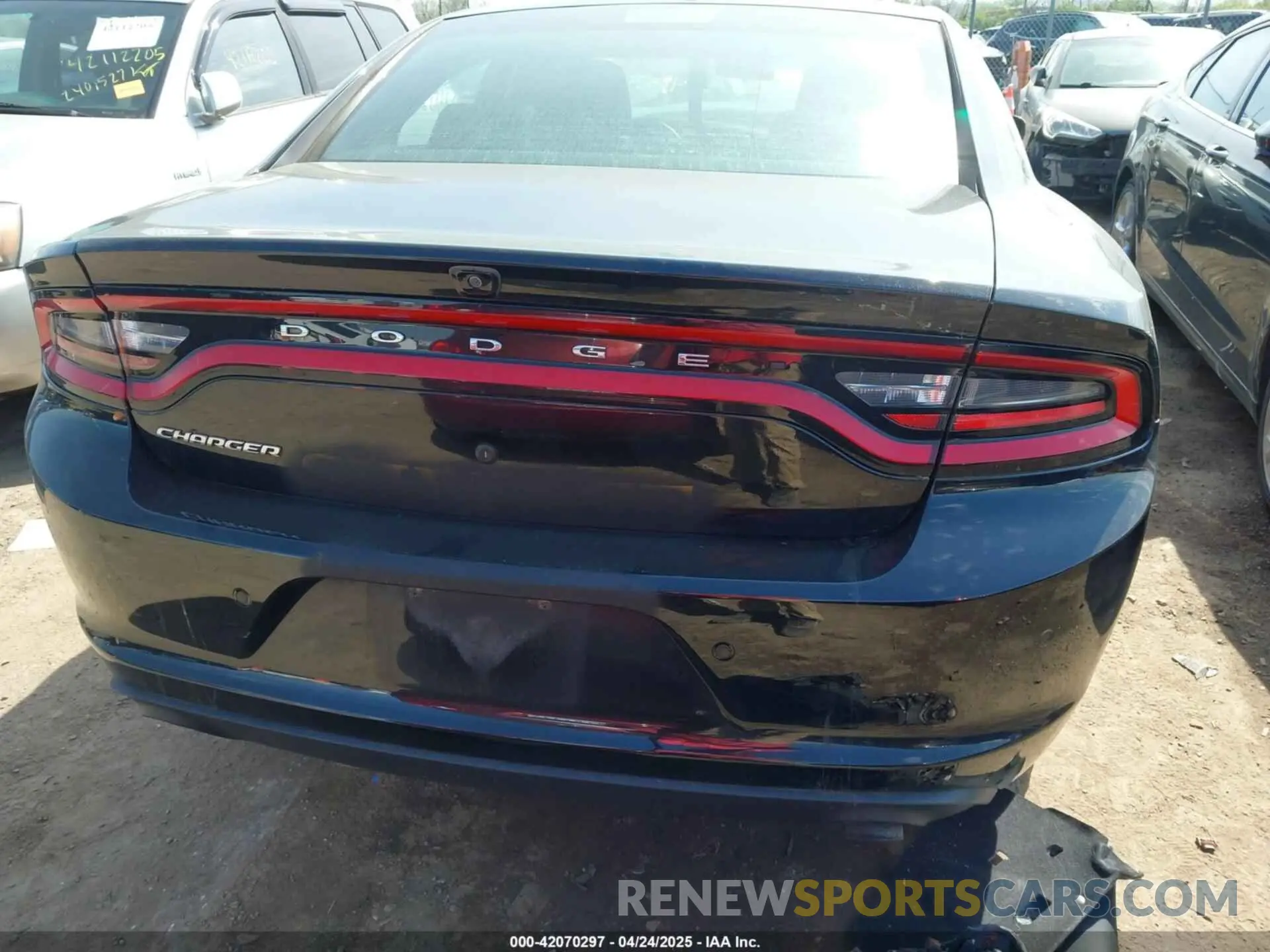 17 Photograph of a damaged car 2C3CDXAG9KH510212 DODGE CHARGER 2019