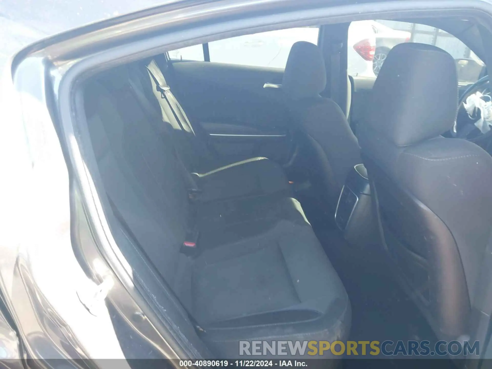 8 Photograph of a damaged car 2C3CDXBG2KH720178 DODGE CHARGER 2019