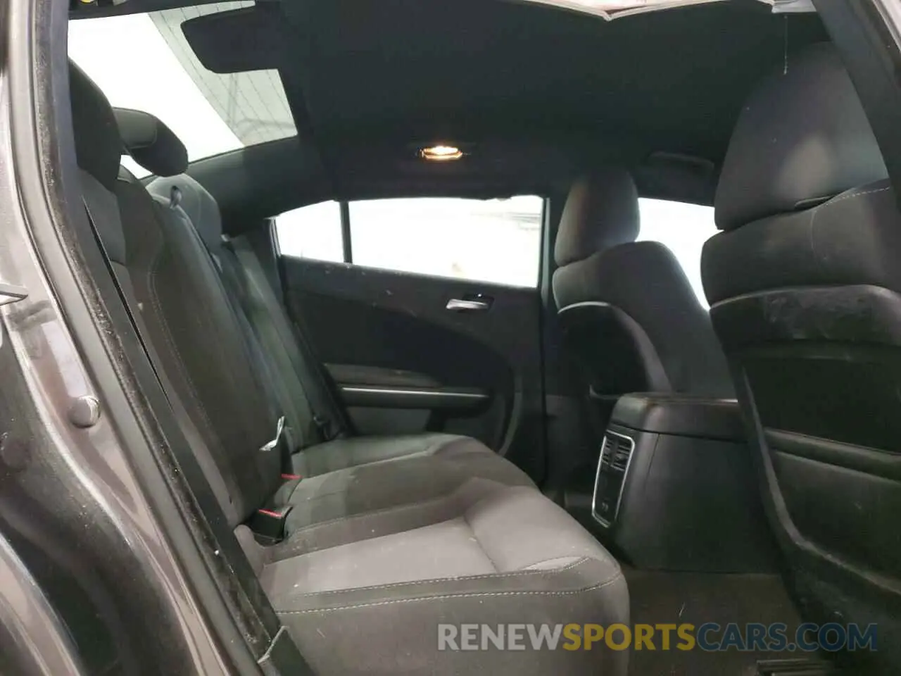10 Фотография поврежденного автомобиля 2C3CDXBG3KH573112 DODGE CHARGER 2019