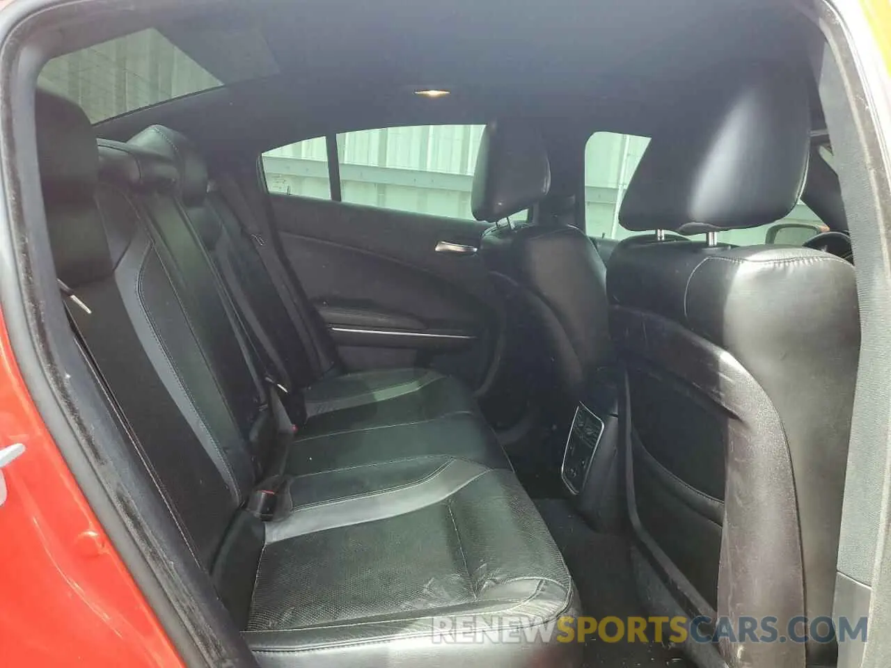 10 Photograph of a damaged car 2C3CDXBG3KH688339 DODGE CHARGER 2019