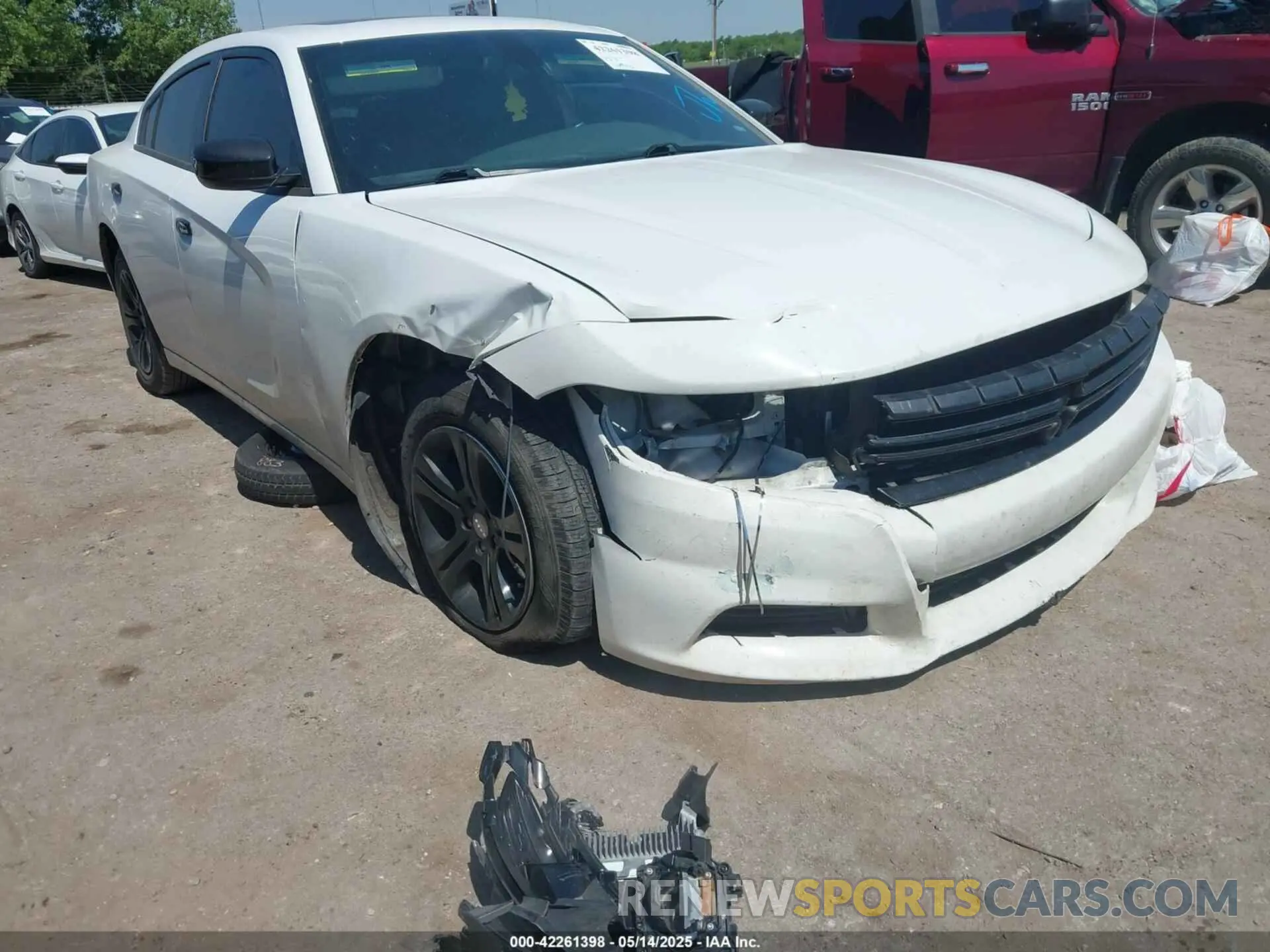 6 Photograph of a damaged car 2C3CDXBG3KH709772 DODGE CHARGER 2019