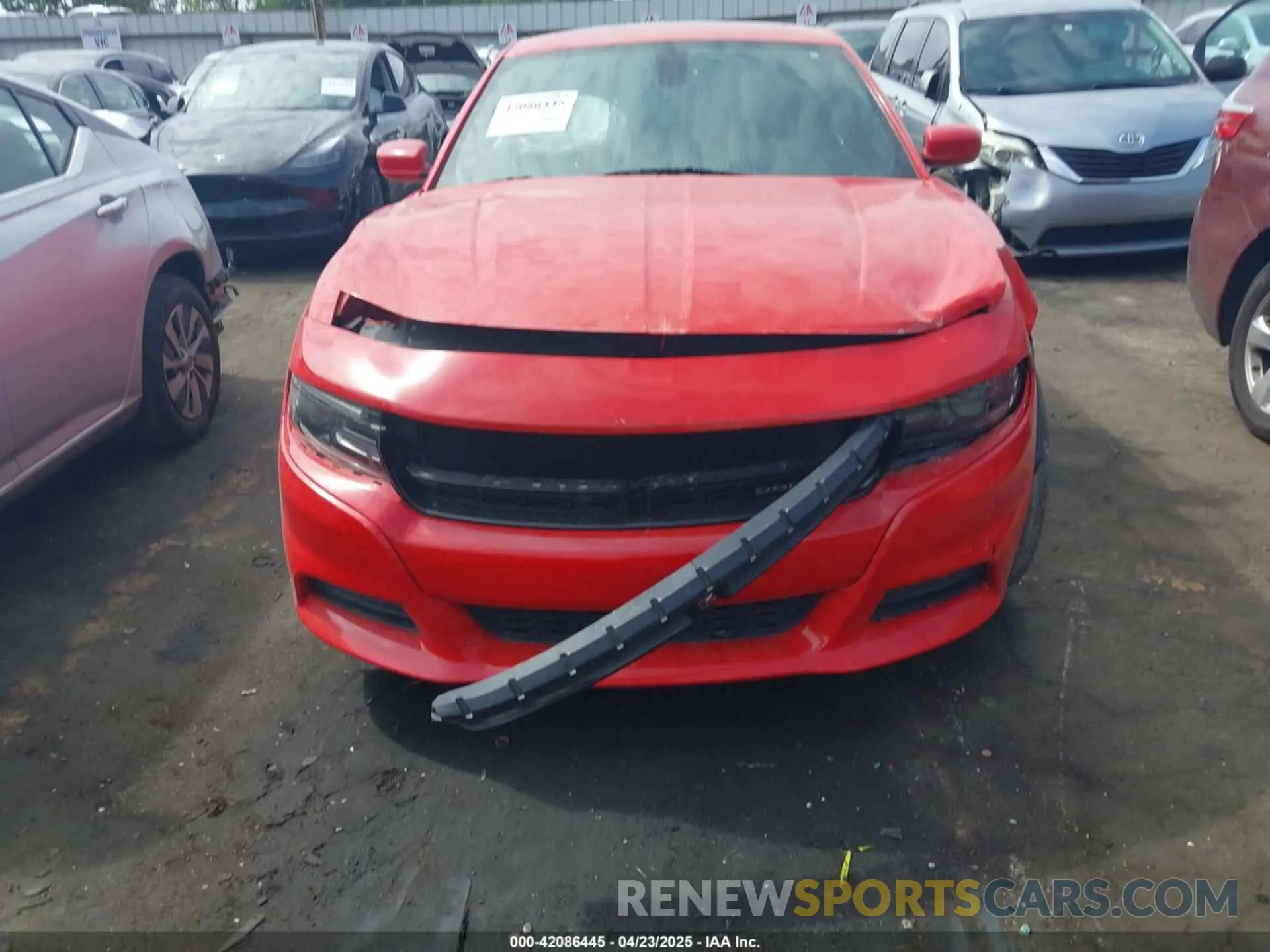 12 Photograph of a damaged car 2C3CDXBG3KH719914 DODGE CHARGER 2019