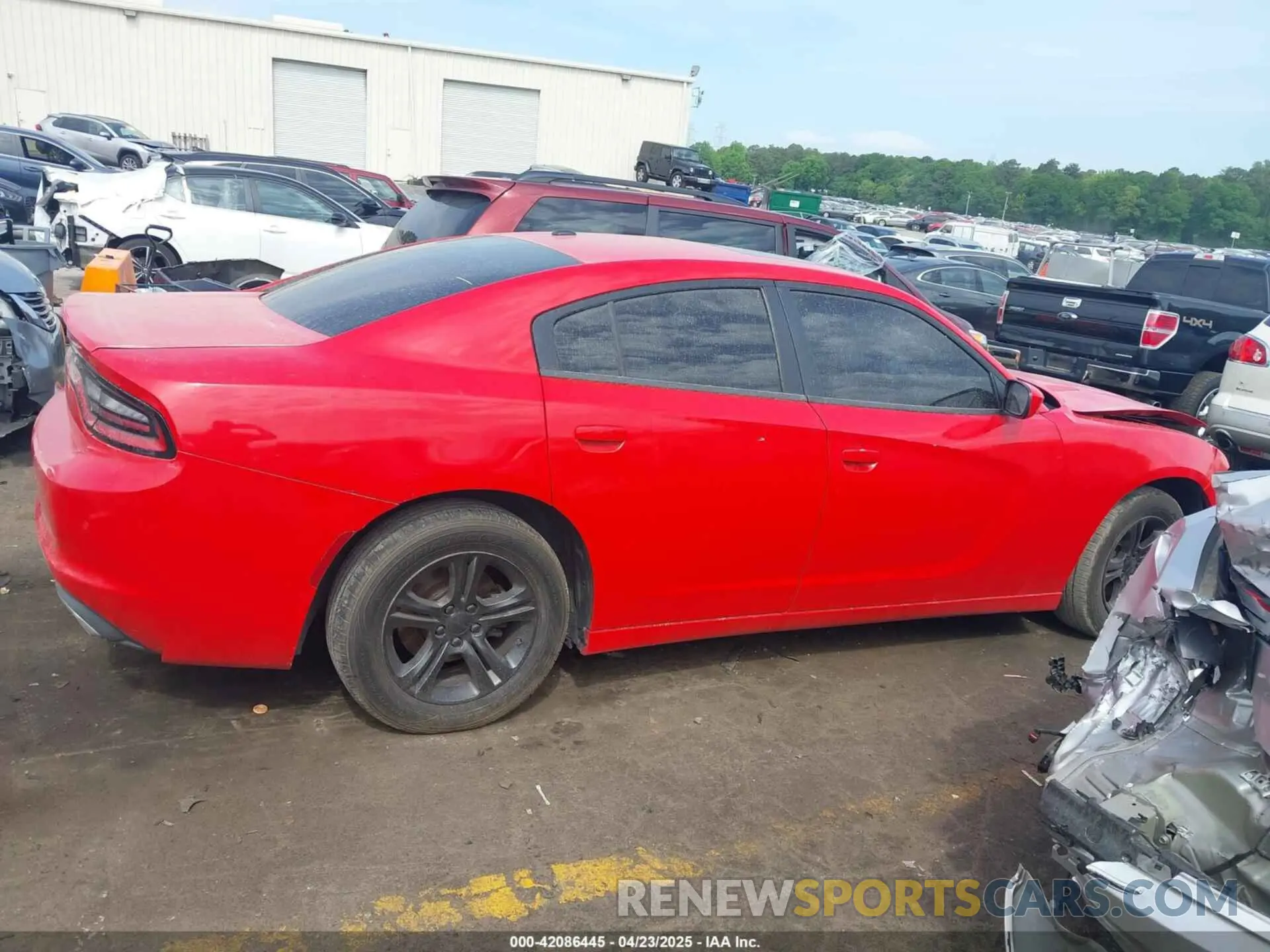 13 Photograph of a damaged car 2C3CDXBG3KH719914 DODGE CHARGER 2019