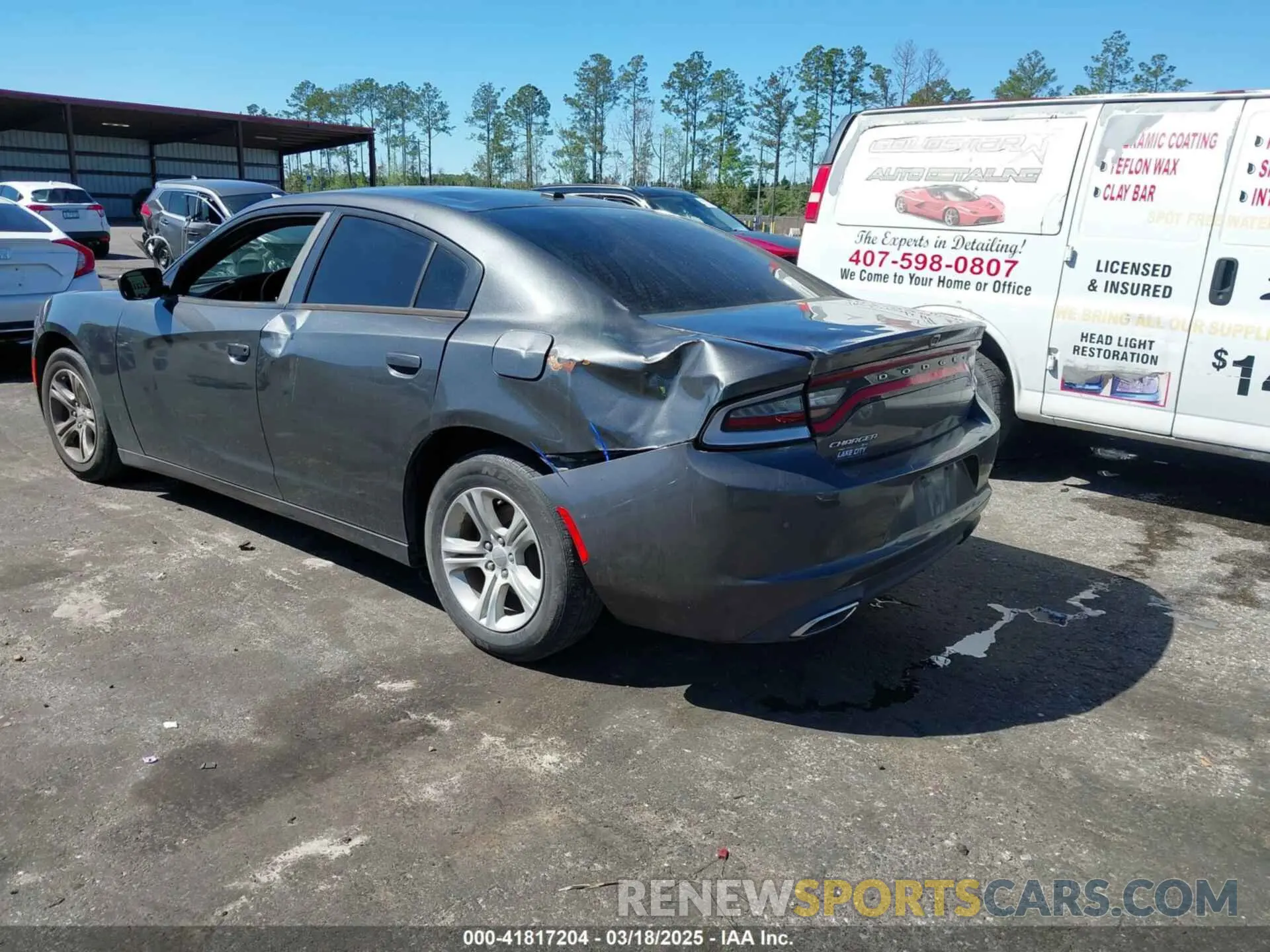 3 Фотография поврежденного автомобиля 2C3CDXBG3KH748314 DODGE CHARGER 2019