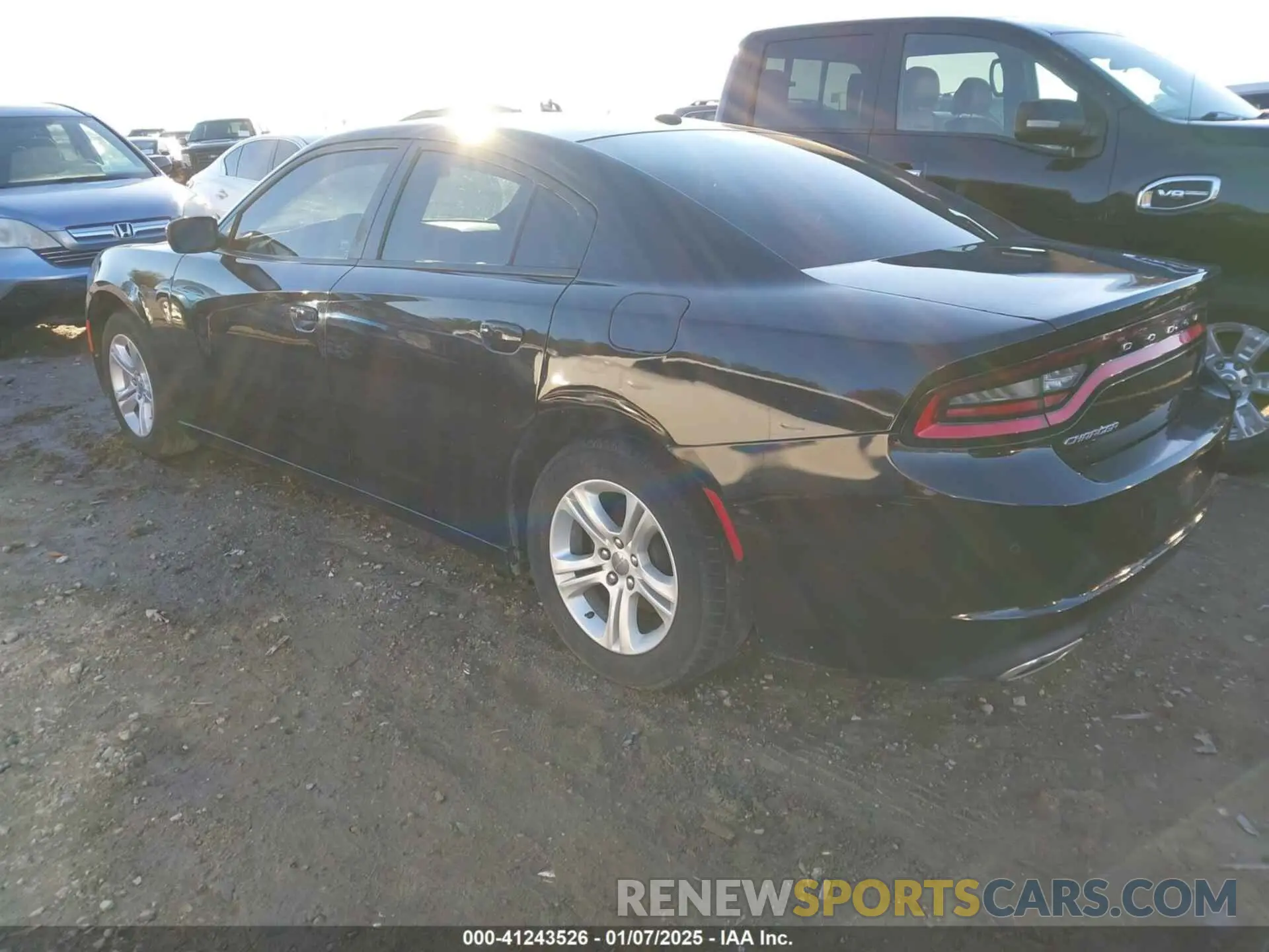 3 Фотография поврежденного автомобиля 2C3CDXBG4KH758625 DODGE CHARGER 2019