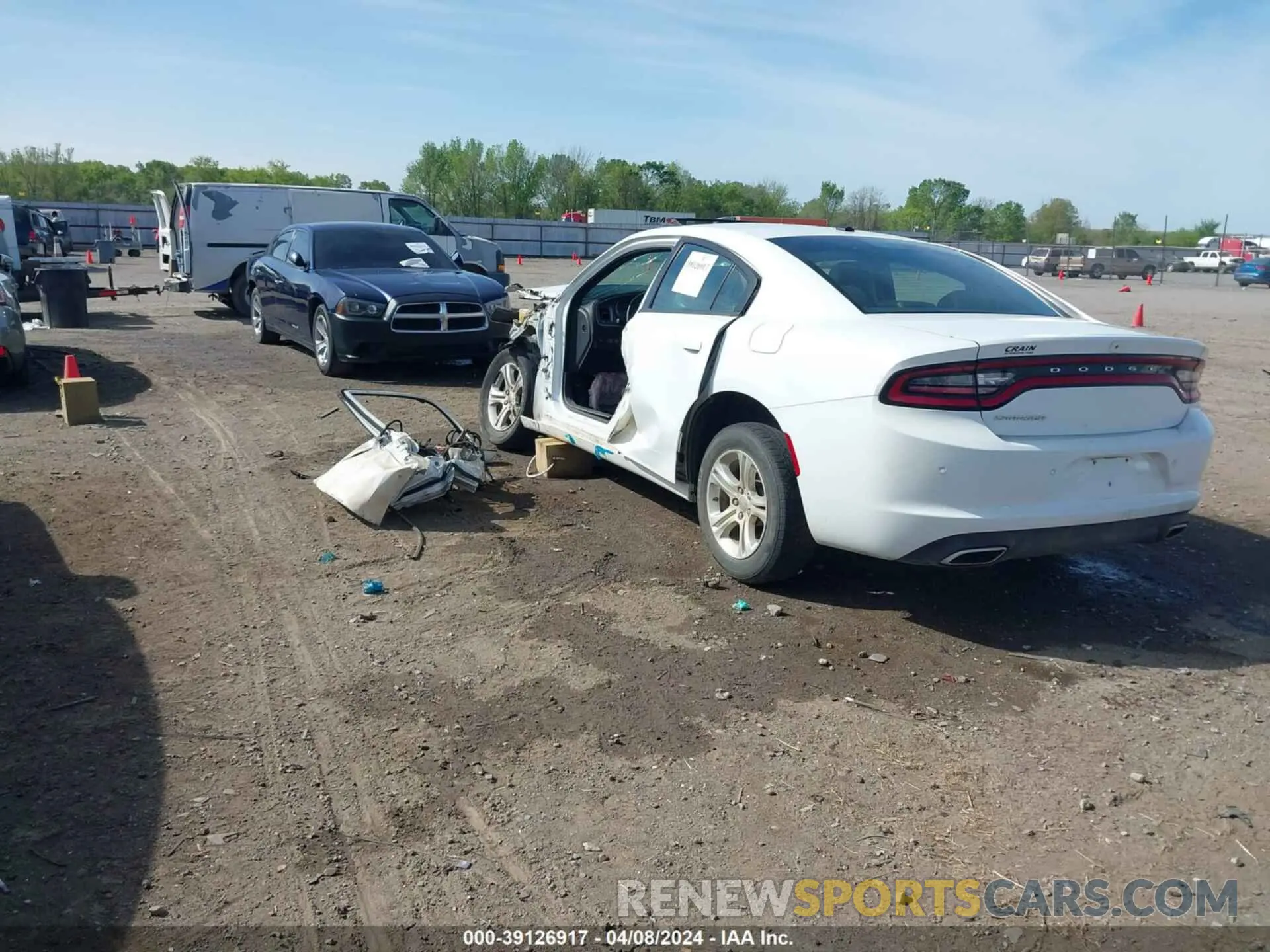 3 Фотография поврежденного автомобиля 2C3CDXBG7KH661578 DODGE CHARGER 2019