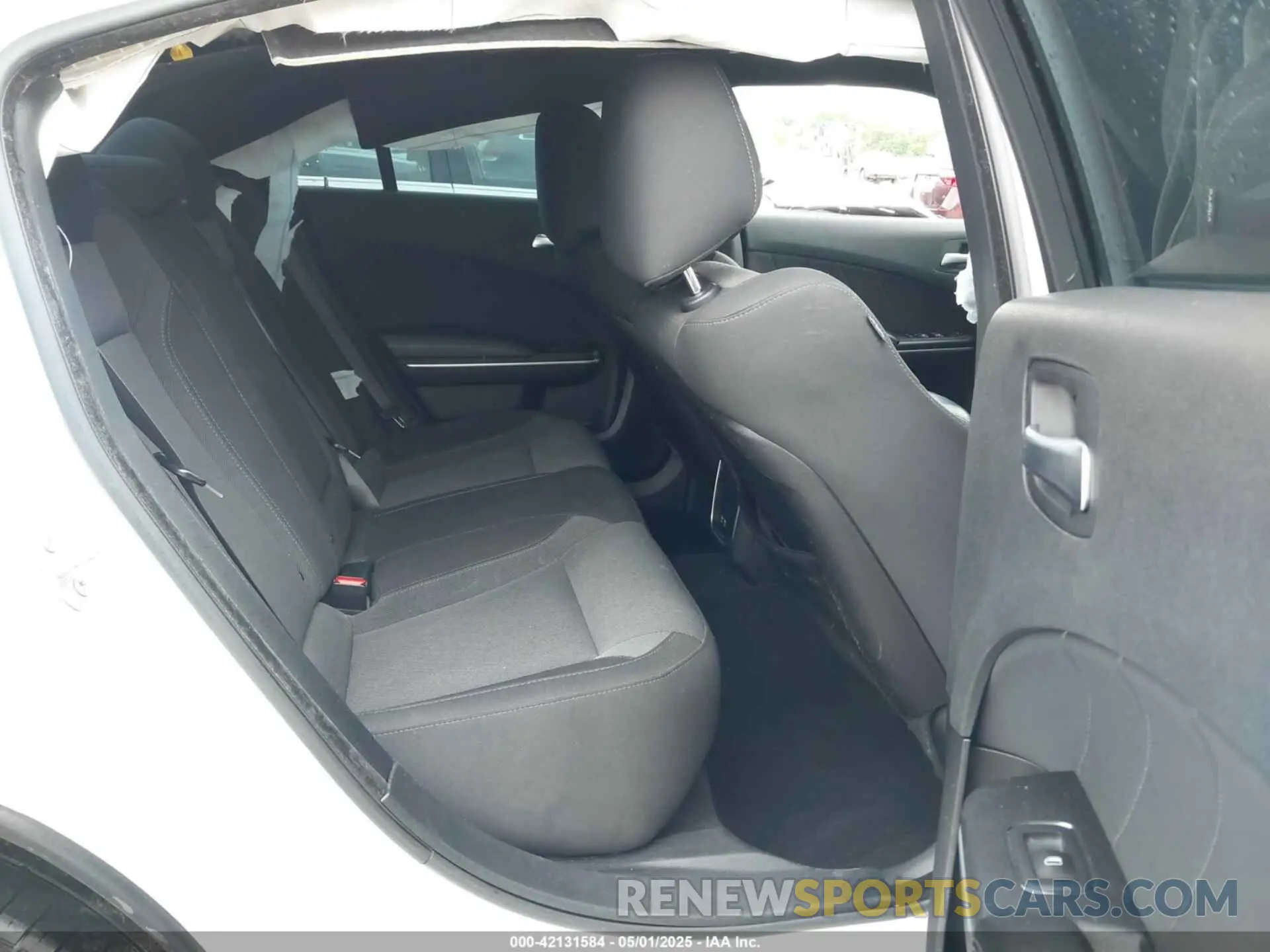8 Photograph of a damaged car 2C3CDXBG7KH710181 DODGE CHARGER 2019
