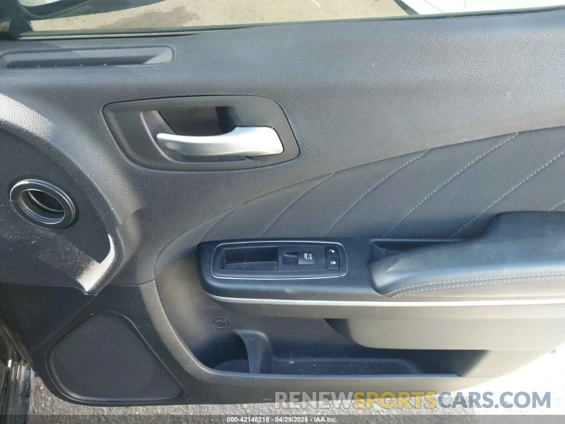 5 Photograph of a damaged car 2C3CDXBG8KH550151 DODGE CHARGER 2019