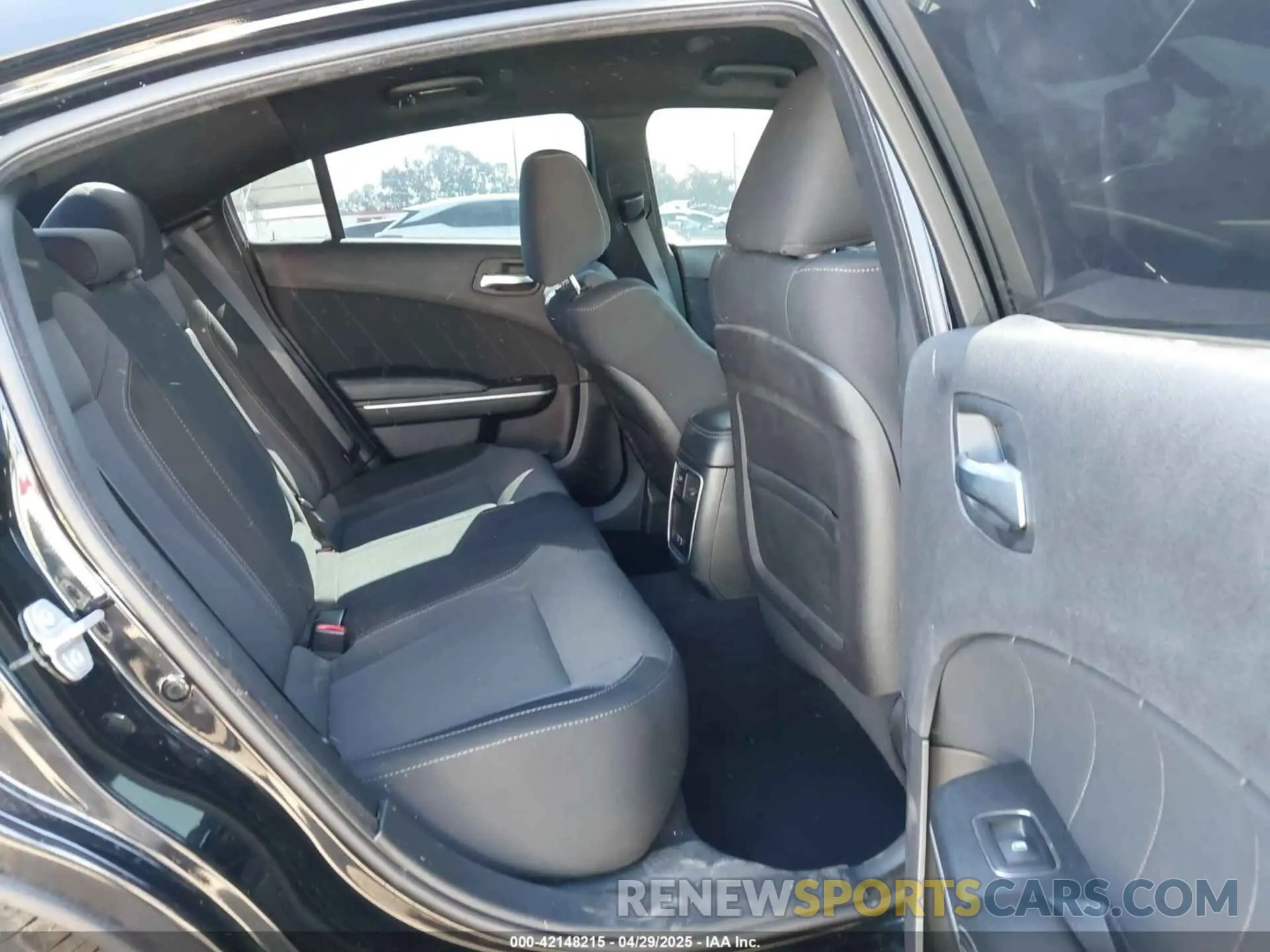 8 Photograph of a damaged car 2C3CDXBG8KH550151 DODGE CHARGER 2019