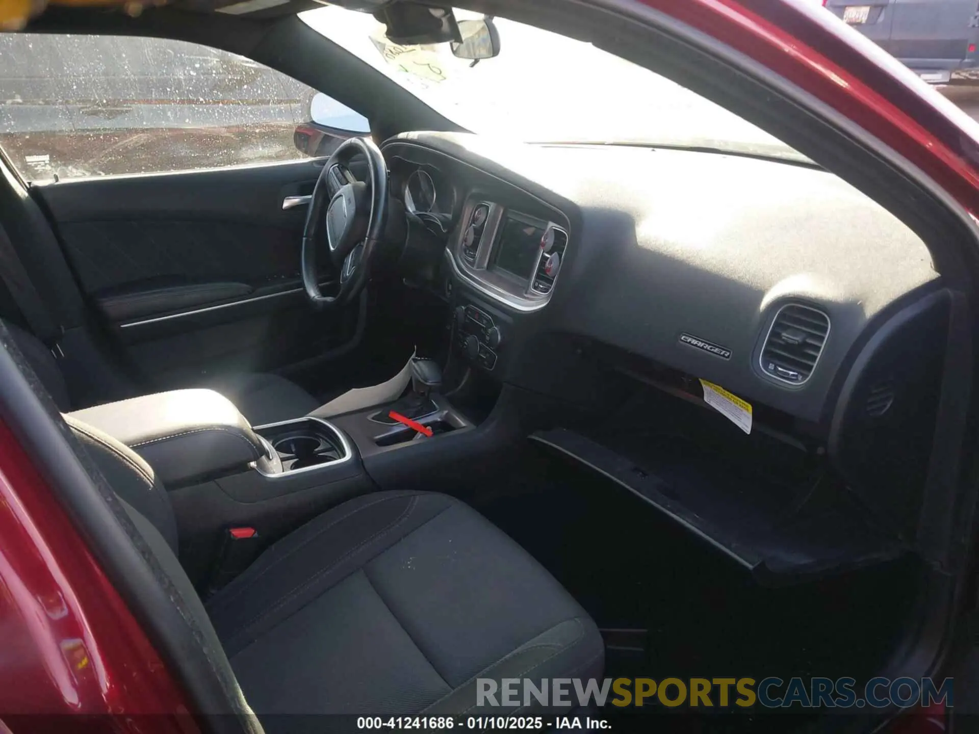 5 Фотография поврежденного автомобиля 2C3CDXBG8KH684111 DODGE CHARGER 2019