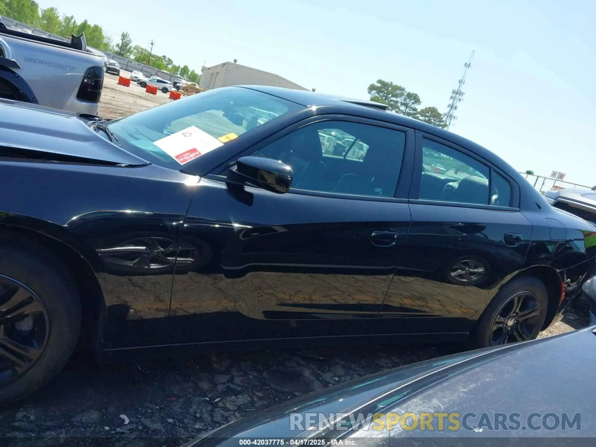 13 Photograph of a damaged car 2C3CDXBG9KH696008 DODGE CHARGER 2019