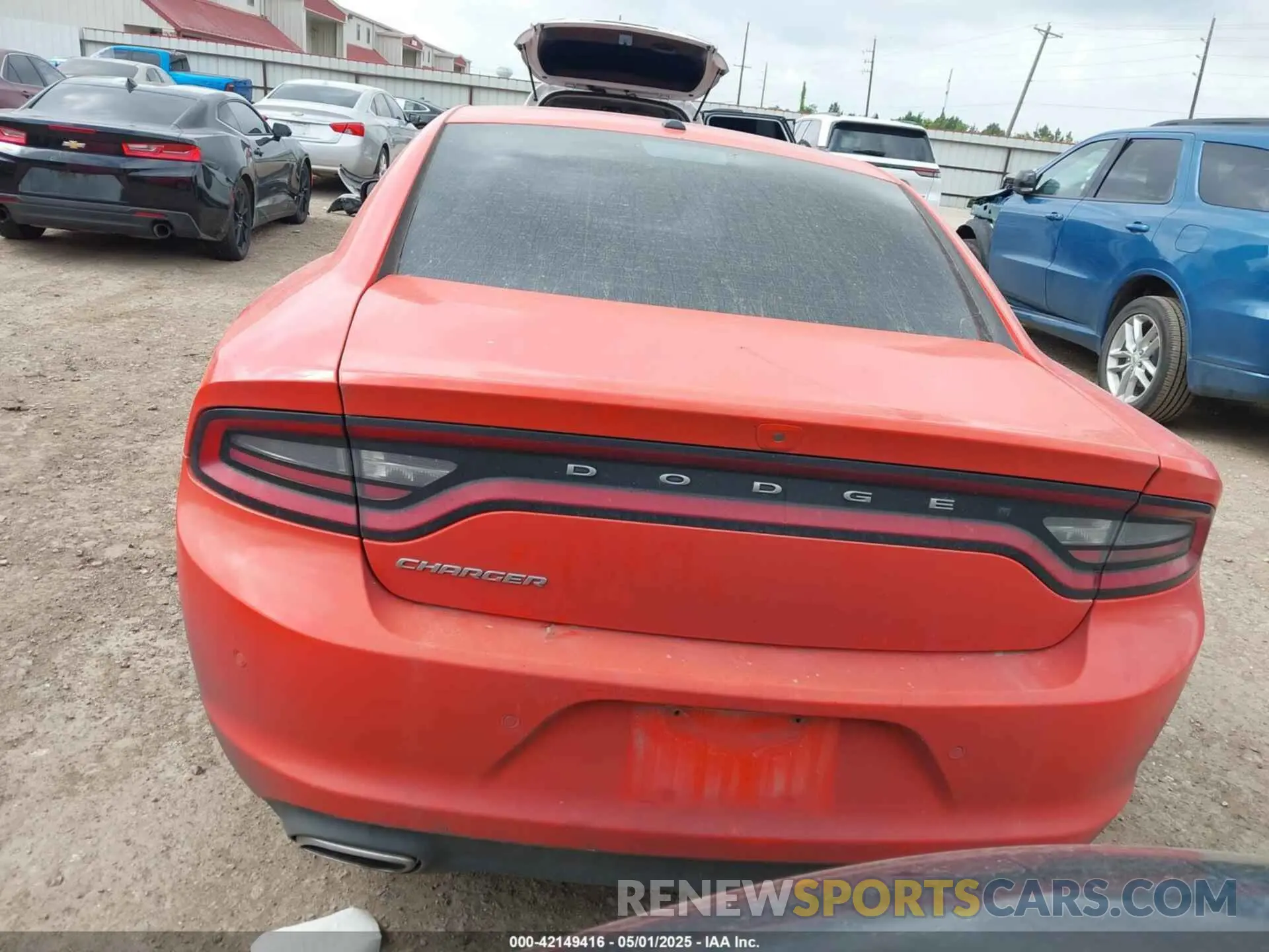 16 Photograph of a damaged car 2C3CDXBGXKH664118 DODGE CHARGER 2019