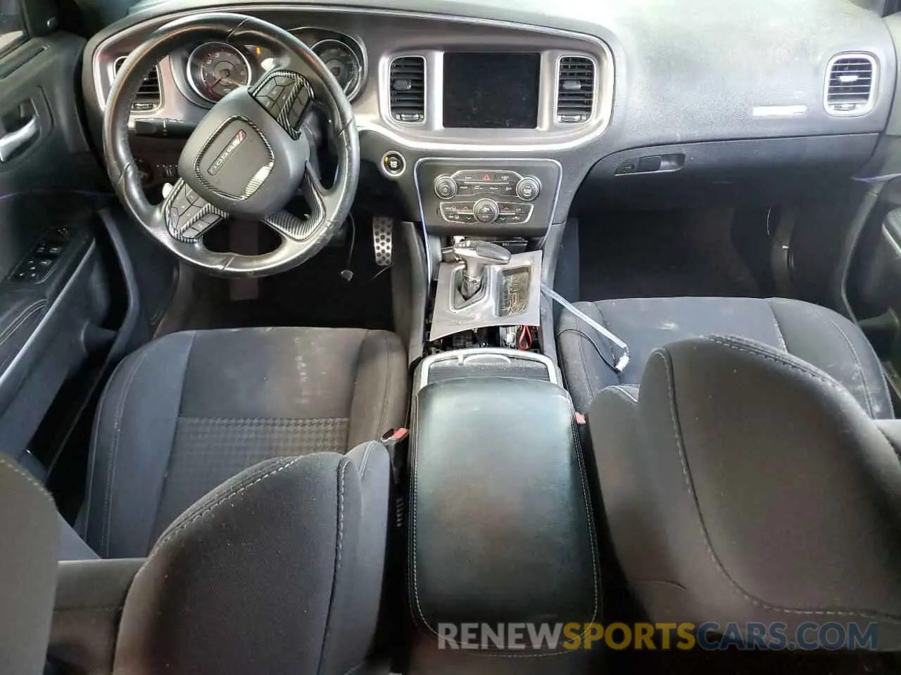 8 Photograph of a damaged car 2C3CDXCT0KH578537 DODGE CHARGER 2019