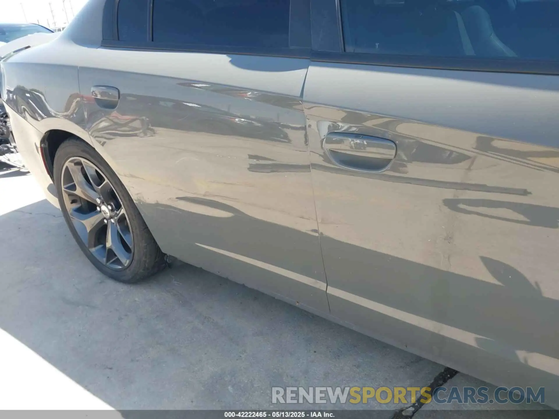 19 Photograph of a damaged car 2C3CDXCT0KH621824 DODGE CHARGER 2019