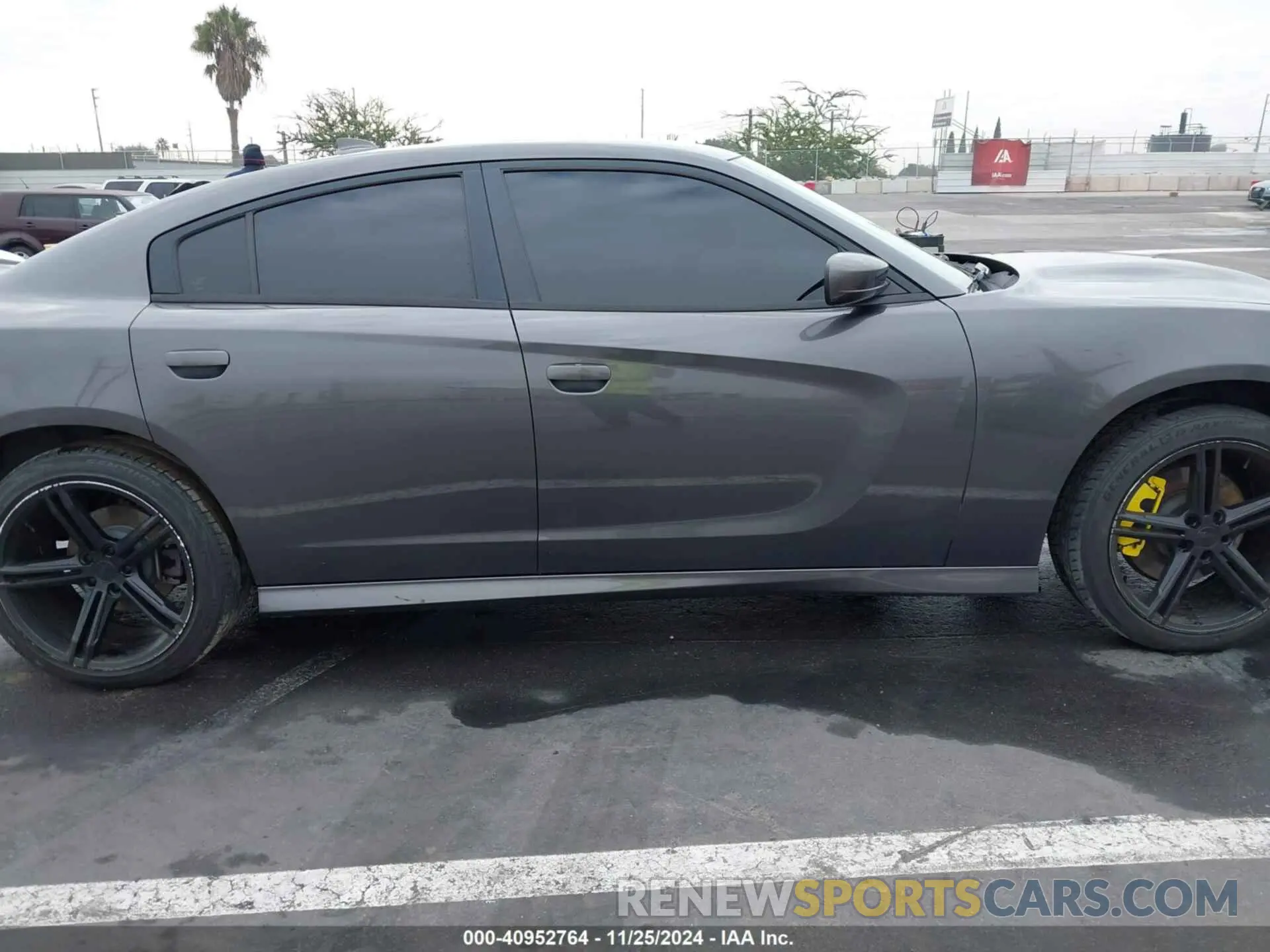 13 Фотография поврежденного автомобиля 2C3CDXCT2KH598126 DODGE CHARGER 2019
