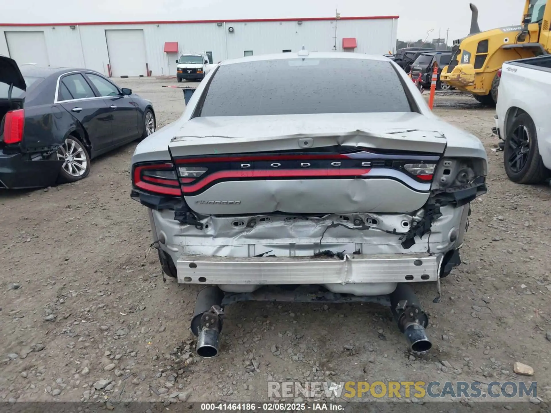 17 Фотография поврежденного автомобиля 2C3CDXCT2KH605656 DODGE CHARGER 2019