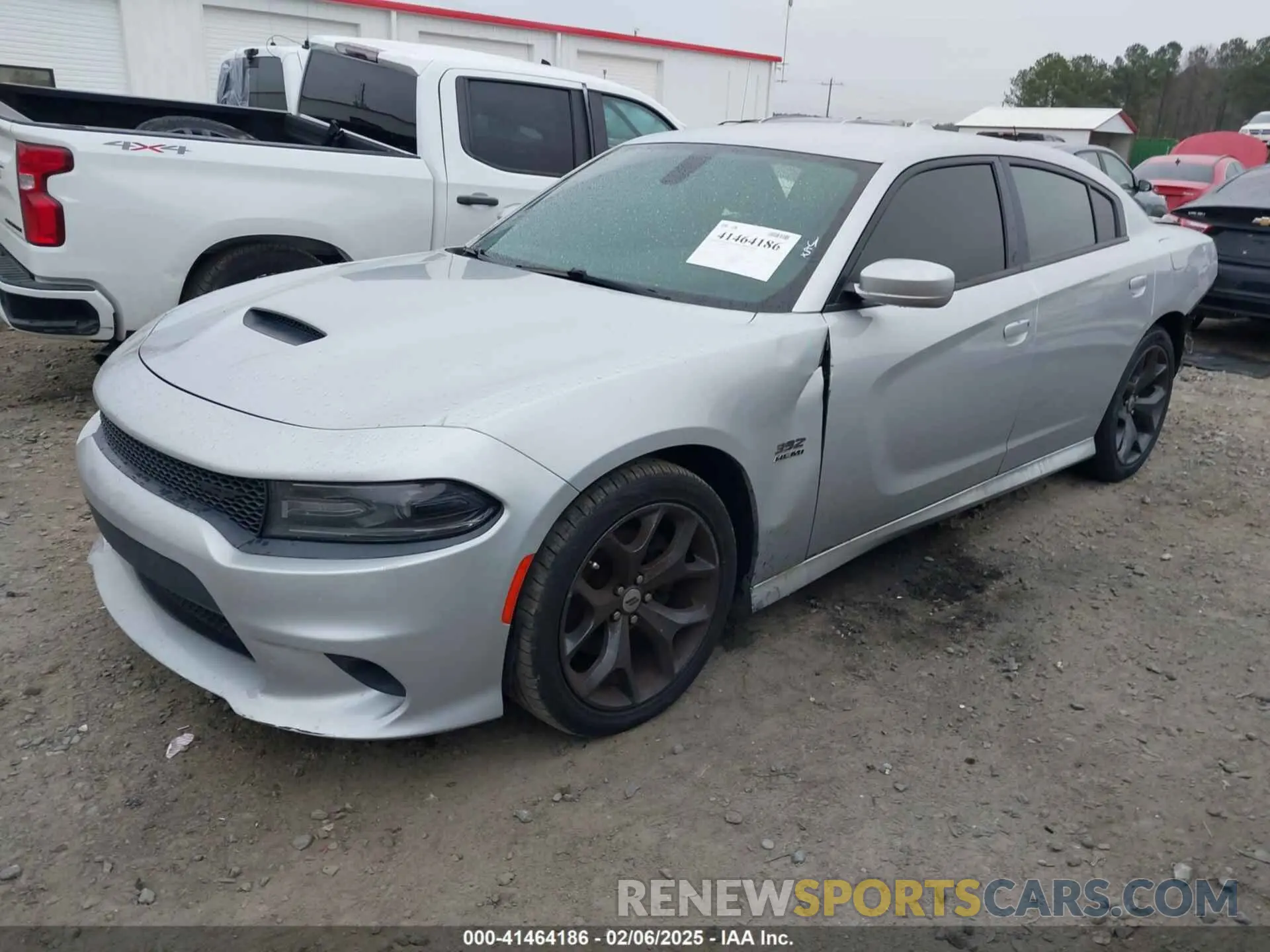 2 Фотография поврежденного автомобиля 2C3CDXCT2KH605656 DODGE CHARGER 2019