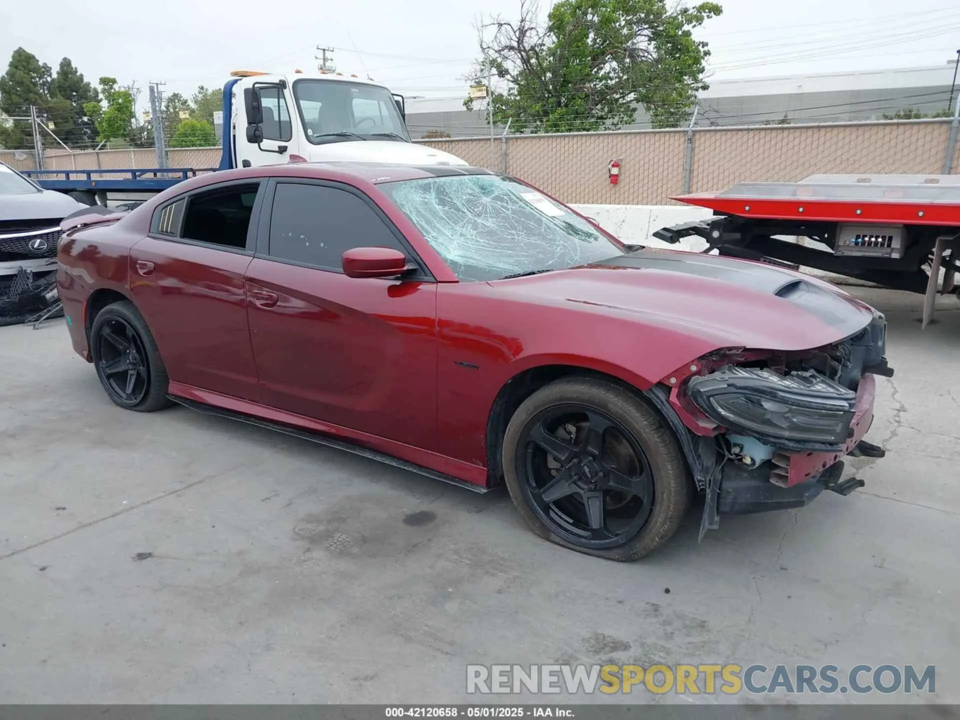 1 Photograph of a damaged car 2C3CDXCT2KH749207 DODGE CHARGER 2019