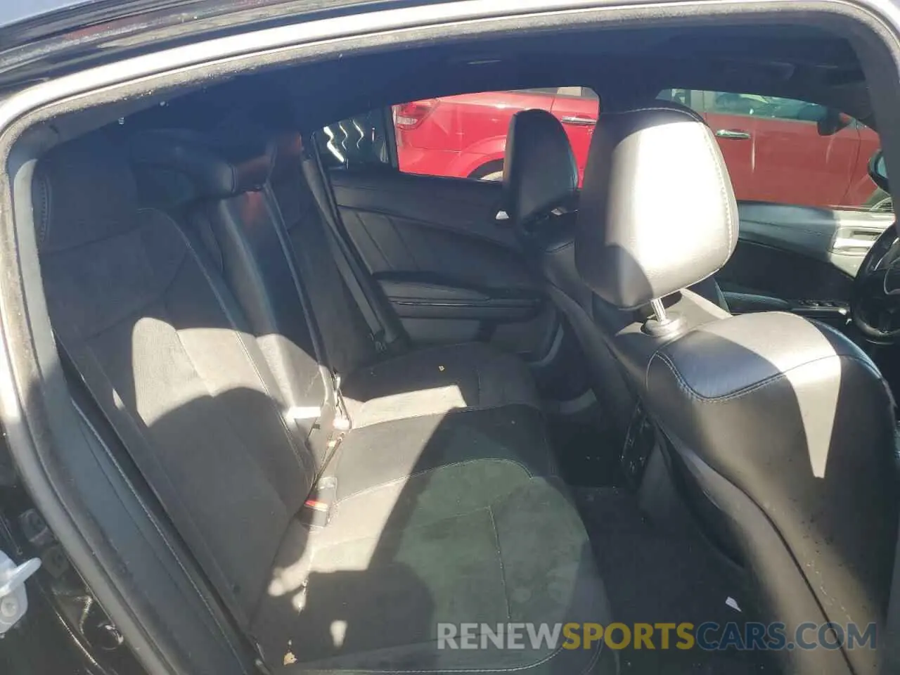 10 Photograph of a damaged car 2C3CDXCT3KH540848 DODGE CHARGER 2019