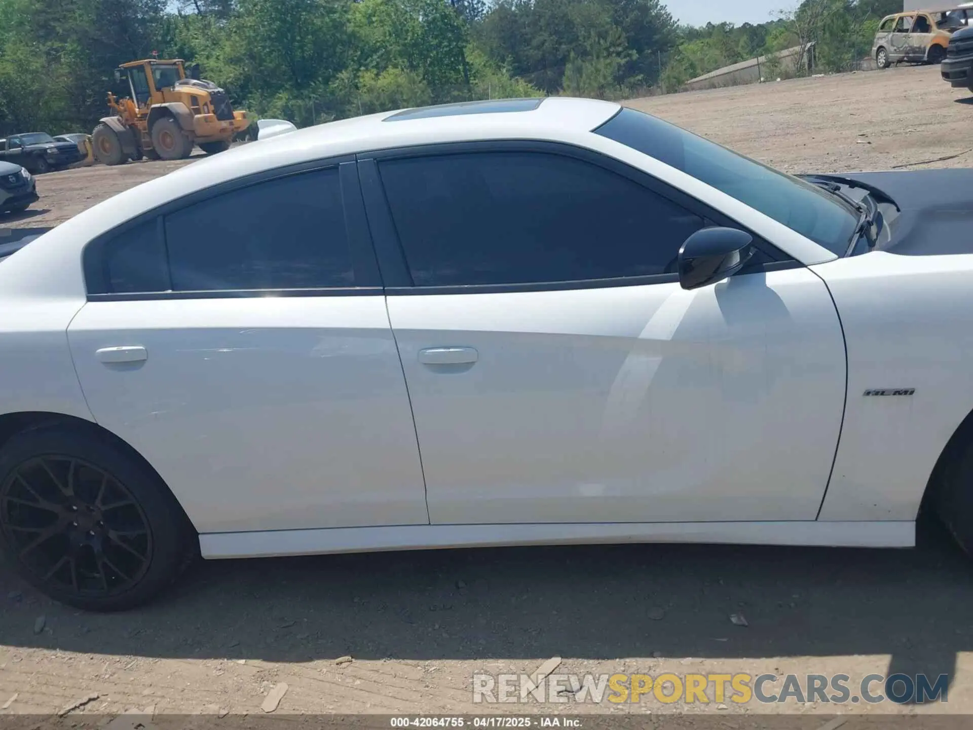 13 Фотография поврежденного автомобиля 2C3CDXCT3KH633059 DODGE CHARGER 2019