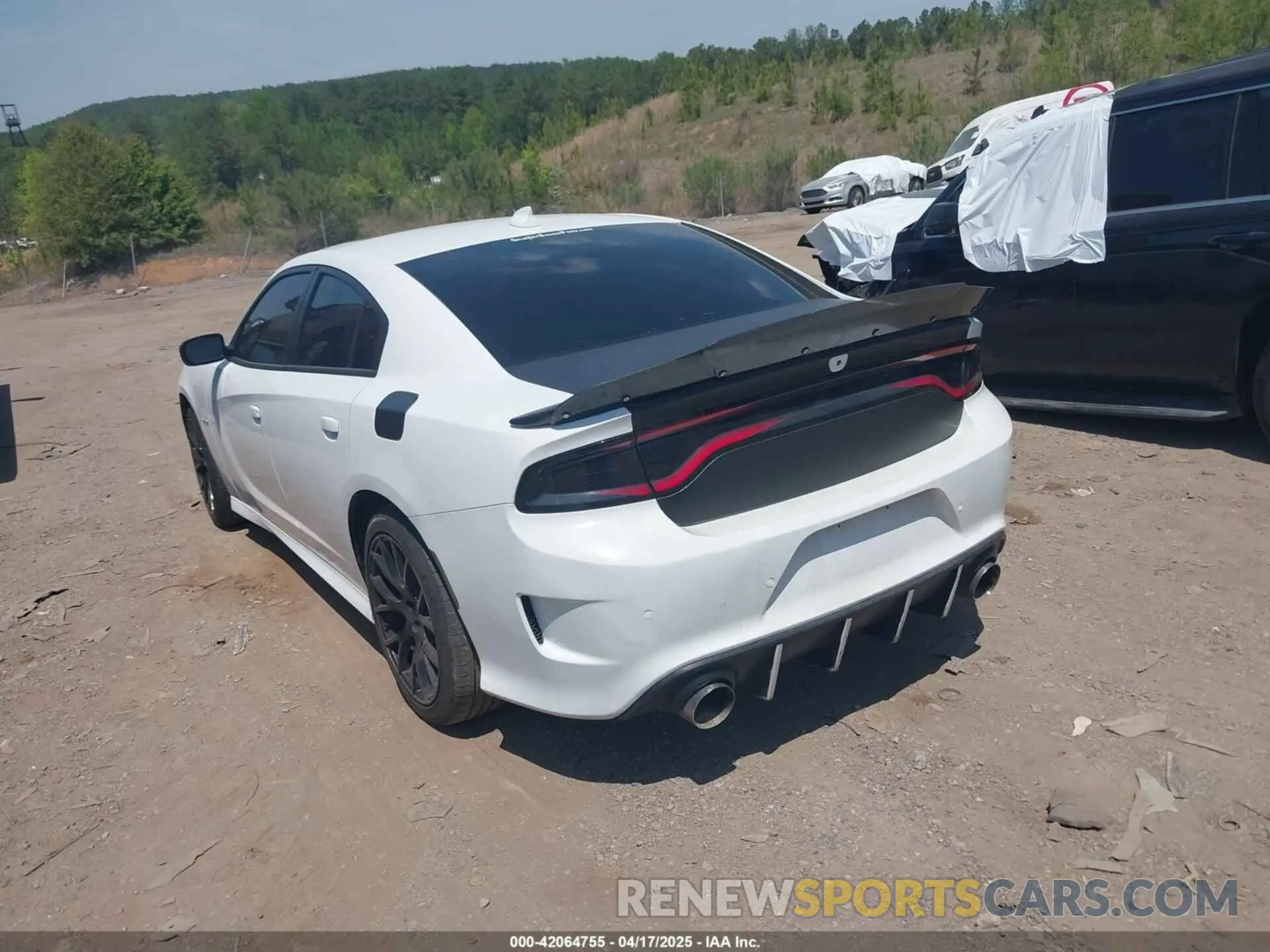3 Фотография поврежденного автомобиля 2C3CDXCT3KH633059 DODGE CHARGER 2019