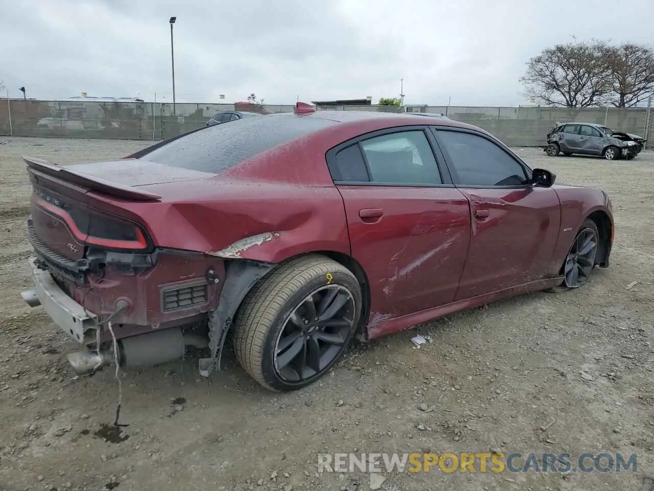 3 Фотография поврежденного автомобиля 2C3CDXCT3KH674470 DODGE CHARGER 2019