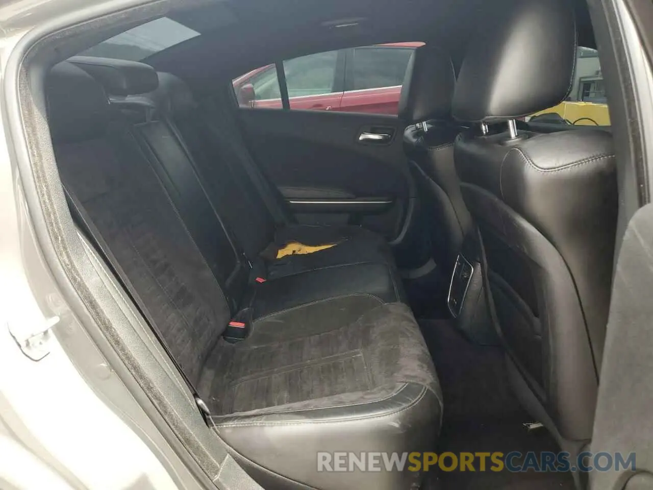 10 Photograph of a damaged car 2C3CDXCT4KH526280 DODGE CHARGER 2019