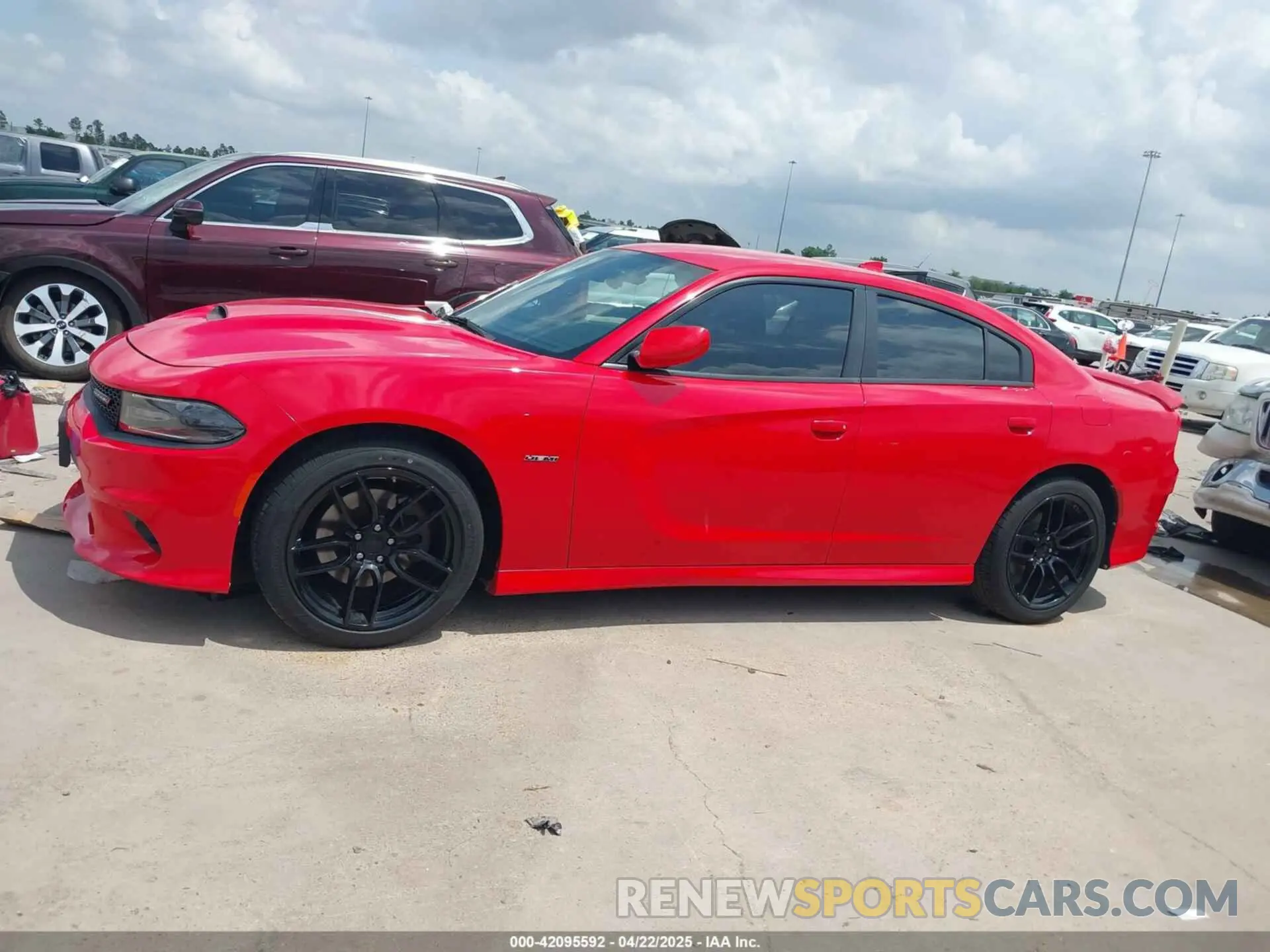 14 Фотография поврежденного автомобиля 2C3CDXCT4KH575219 DODGE CHARGER 2019