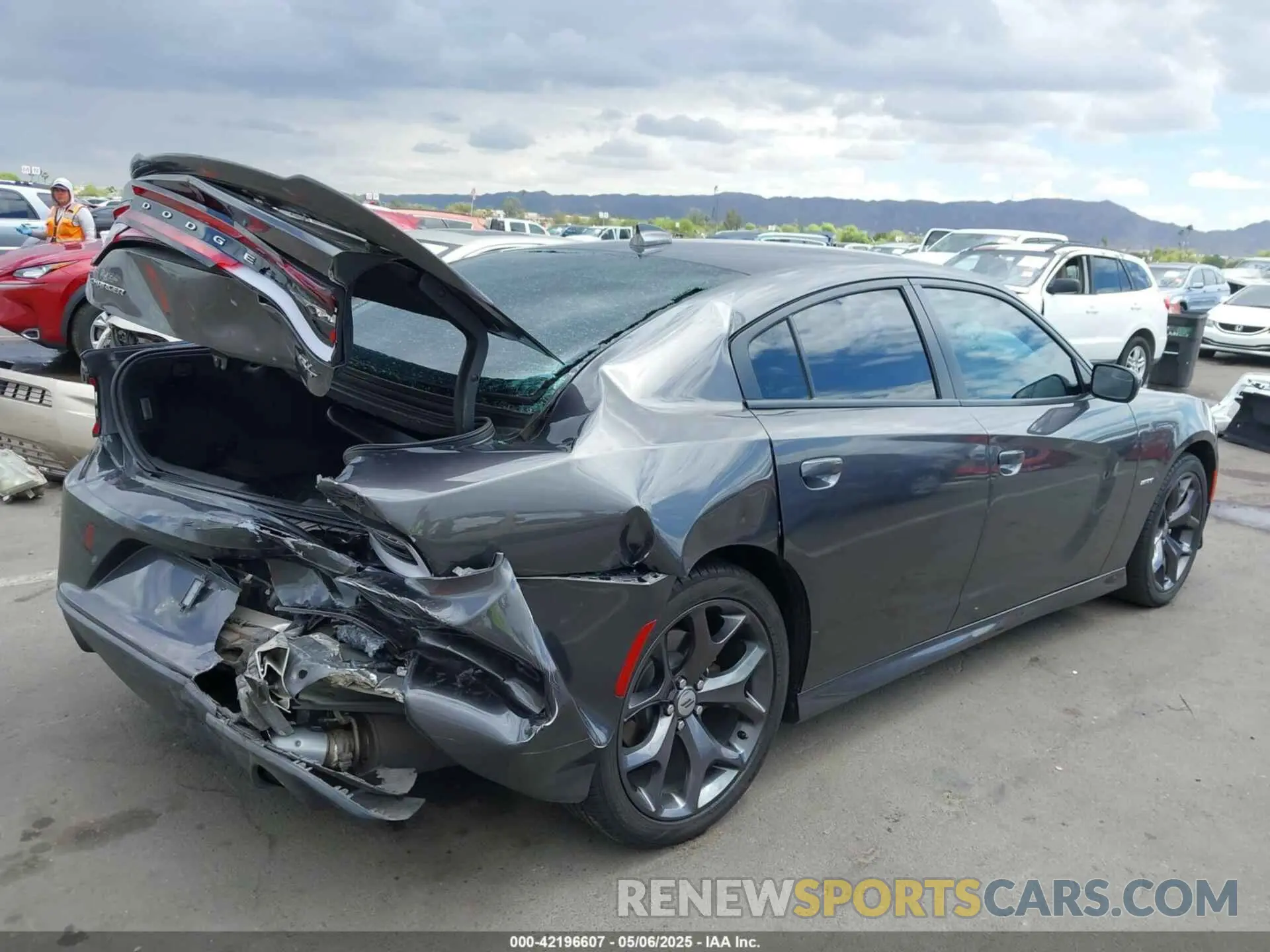 4 Photograph of a damaged car 2C3CDXCT4KH633149 DODGE CHARGER 2019