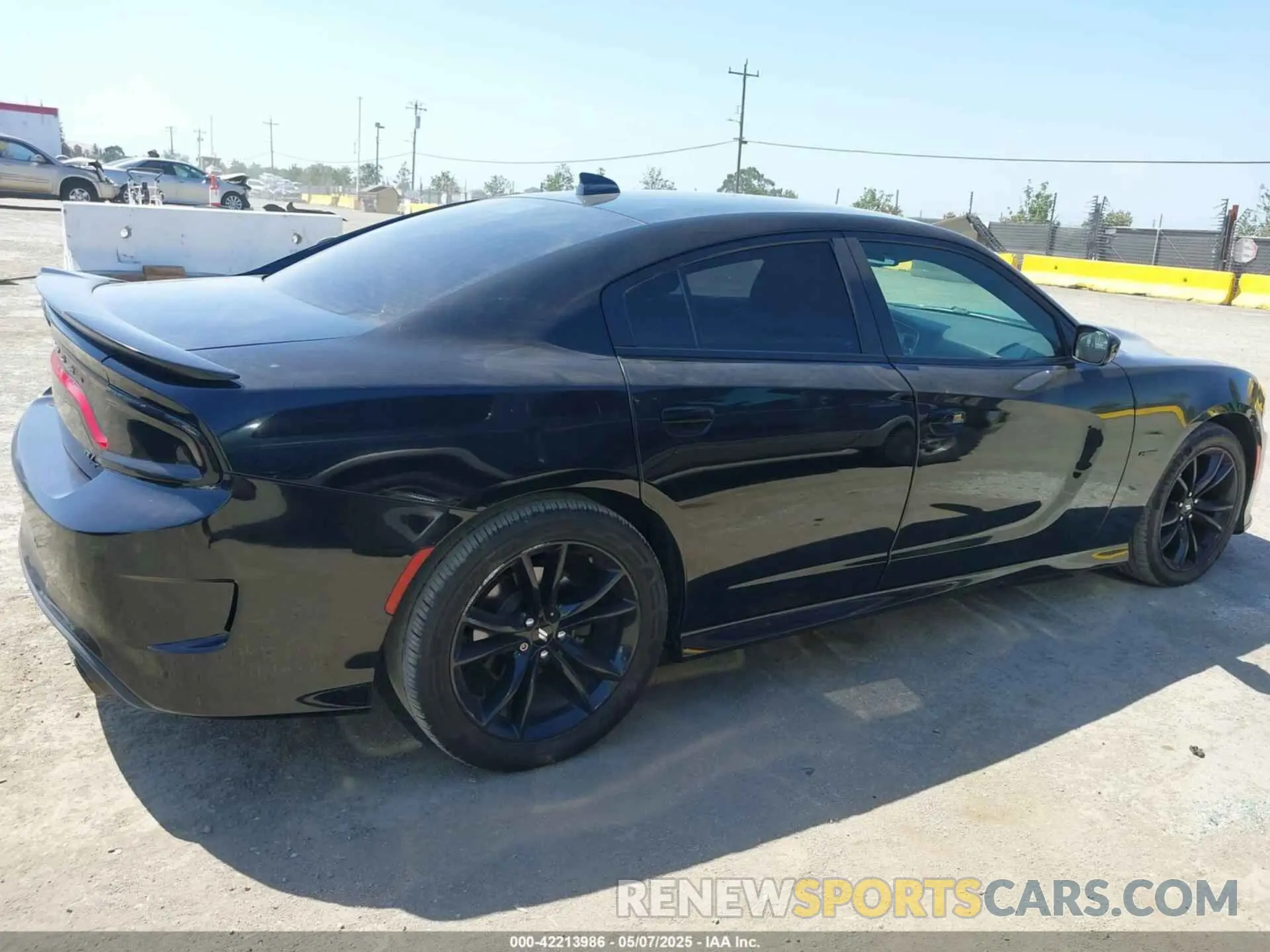 13 Photograph of a damaged car 2C3CDXCT5KH501548 DODGE CHARGER 2019