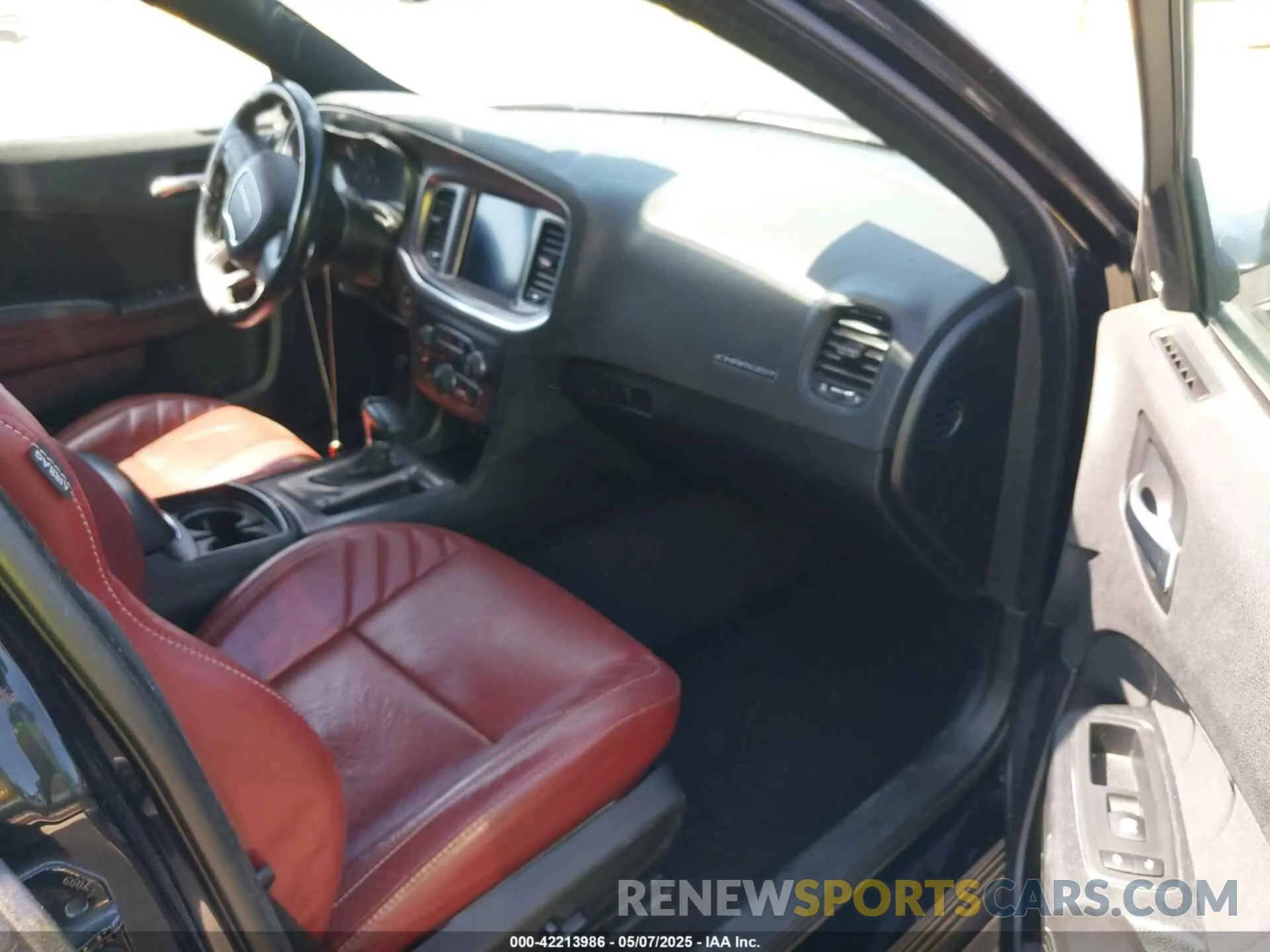 5 Photograph of a damaged car 2C3CDXCT5KH501548 DODGE CHARGER 2019