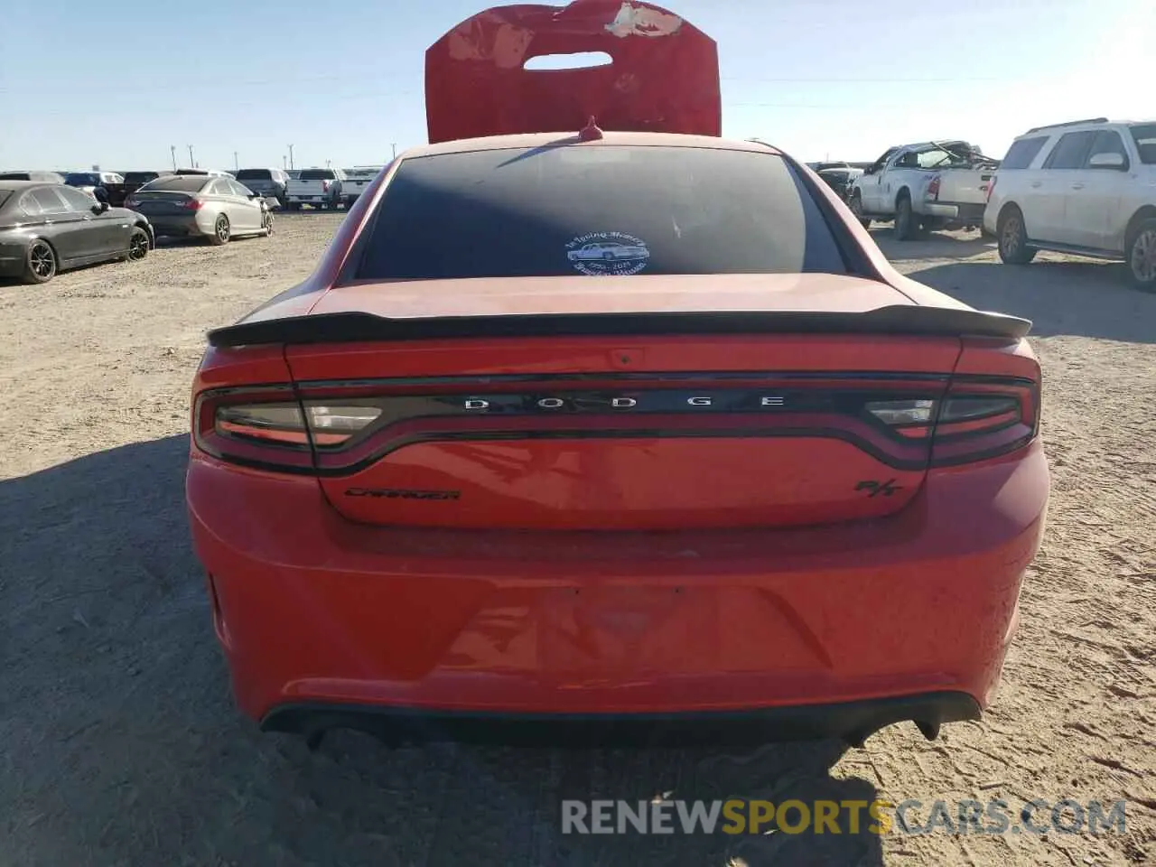 6 Фотография поврежденного автомобиля 2C3CDXCT5KH621883 DODGE CHARGER 2019
