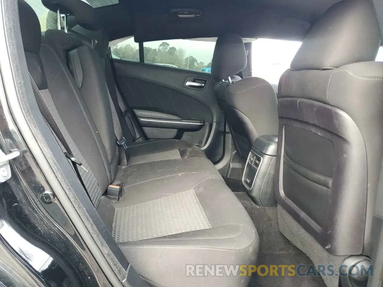 10 Photograph of a damaged car 2C3CDXCT5KH742915 DODGE CHARGER 2019