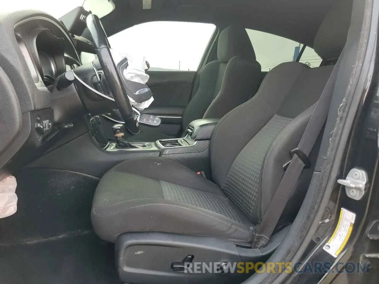 7 Photograph of a damaged car 2C3CDXCT5KH742915 DODGE CHARGER 2019