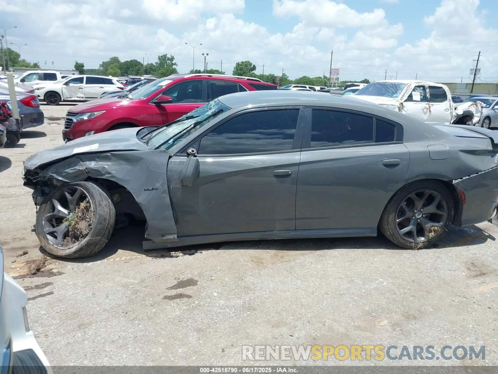 14 Photograph of a damaged car 2C3CDXCT6KH552783 DODGE CHARGER 2019