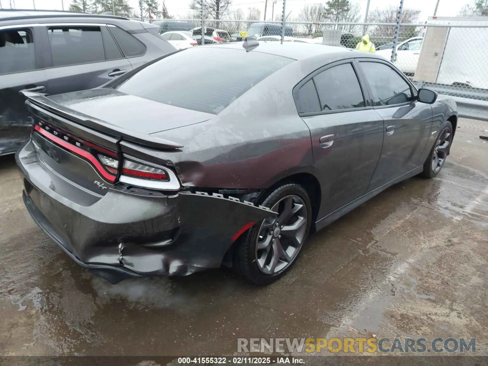 4 Фотография поврежденного автомобиля 2C3CDXCT7KH575439 DODGE CHARGER 2019