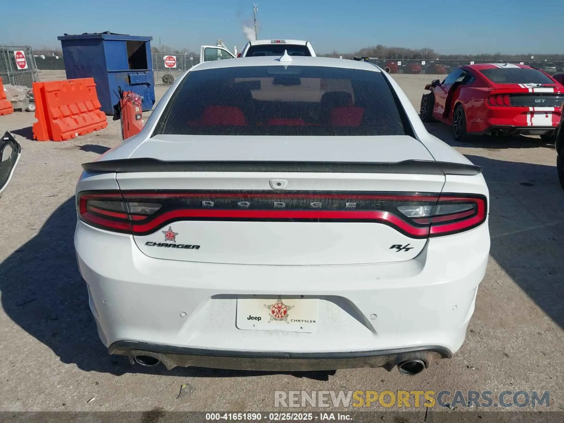 16 Фотография поврежденного автомобиля 2C3CDXCT9KH629940 DODGE CHARGER 2019