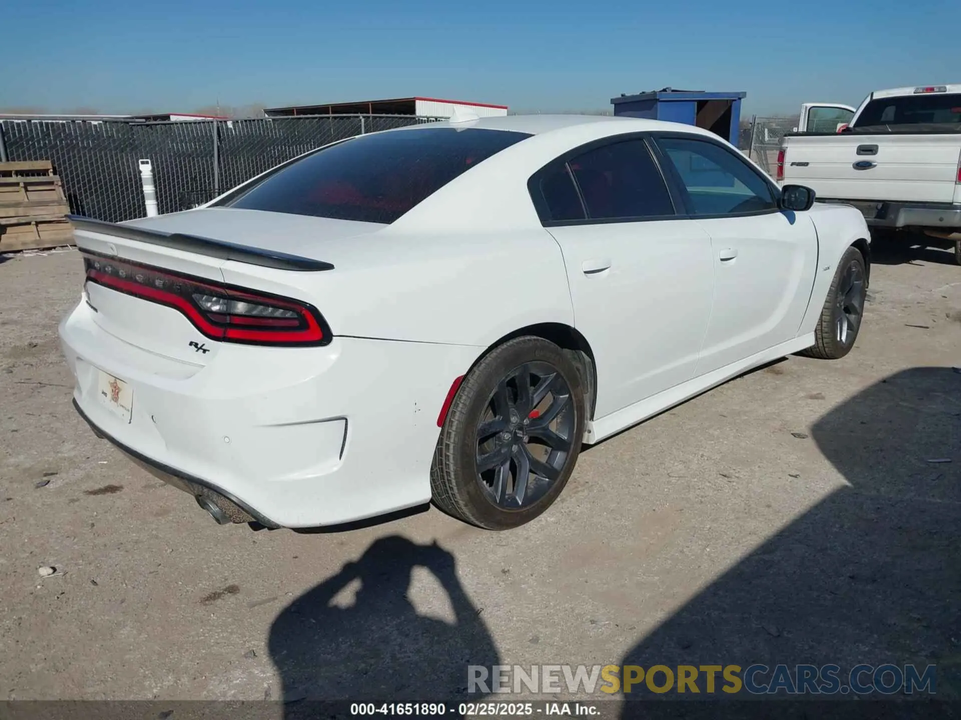 4 Фотография поврежденного автомобиля 2C3CDXCT9KH629940 DODGE CHARGER 2019