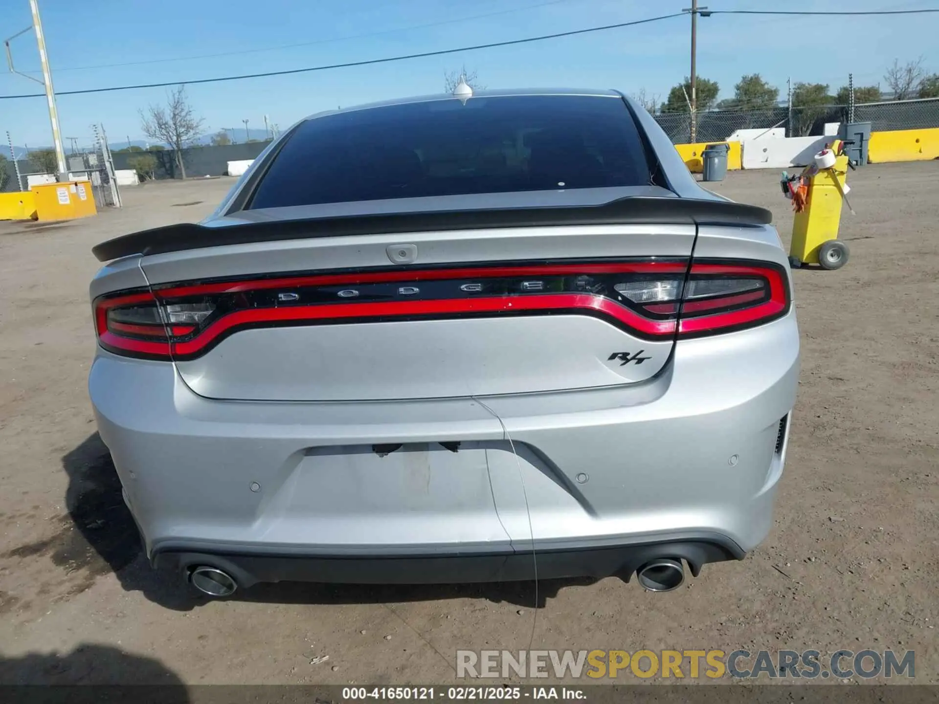 16 Фотография поврежденного автомобиля 2C3CDXCT9KH639027 DODGE CHARGER 2019