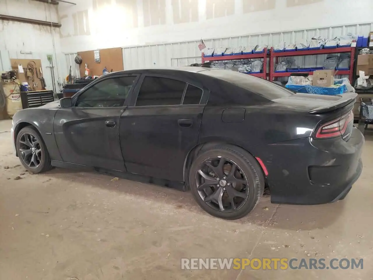 2 Фотография поврежденного автомобиля 2C3CDXCT9KH738334 DODGE CHARGER 2019