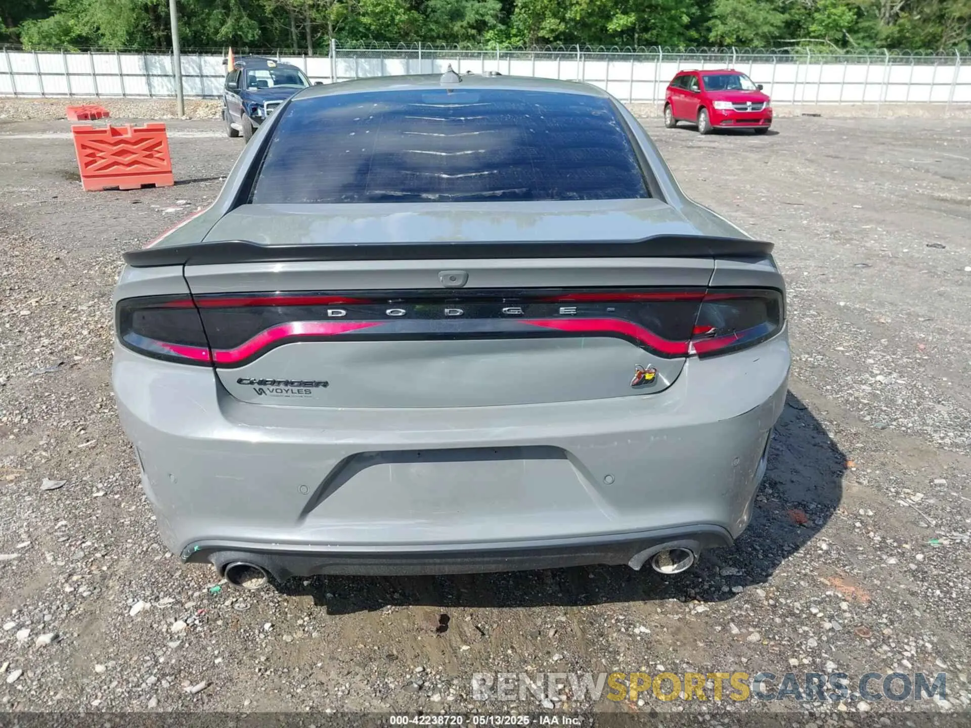 17 Фотография поврежденного автомобиля 2C3CDXGJ0KH611559 DODGE CHARGER 2019