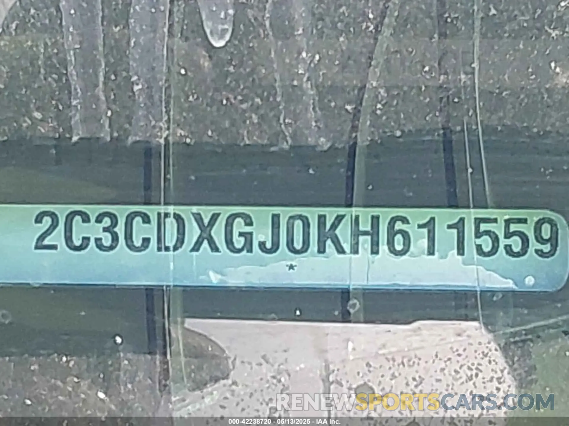 18 Фотография поврежденного автомобиля 2C3CDXGJ0KH611559 DODGE CHARGER 2019