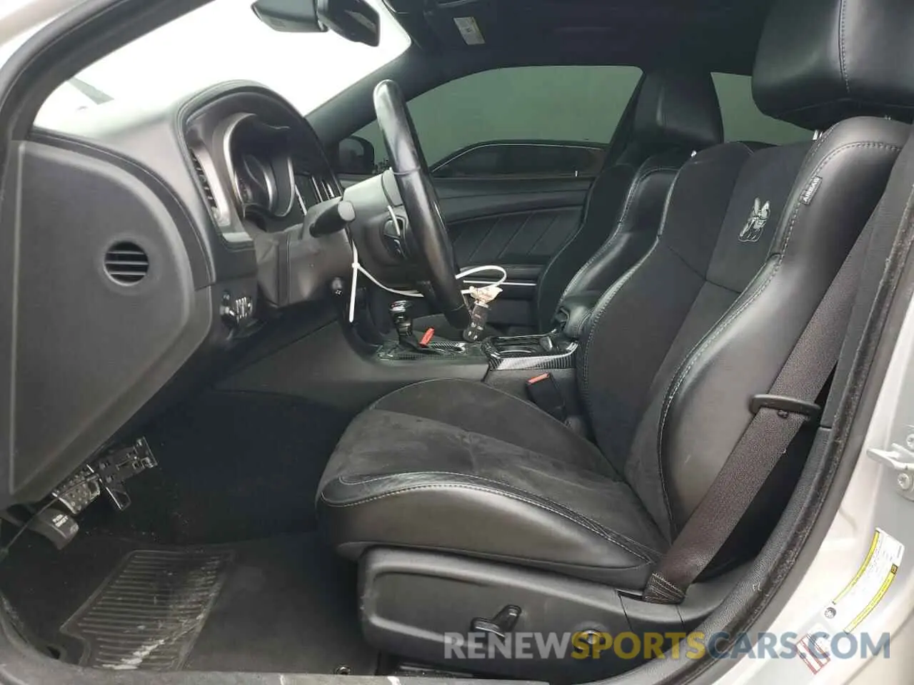 7 Photograph of a damaged car 2C3CDXGJ0KH688805 DODGE CHARGER 2019