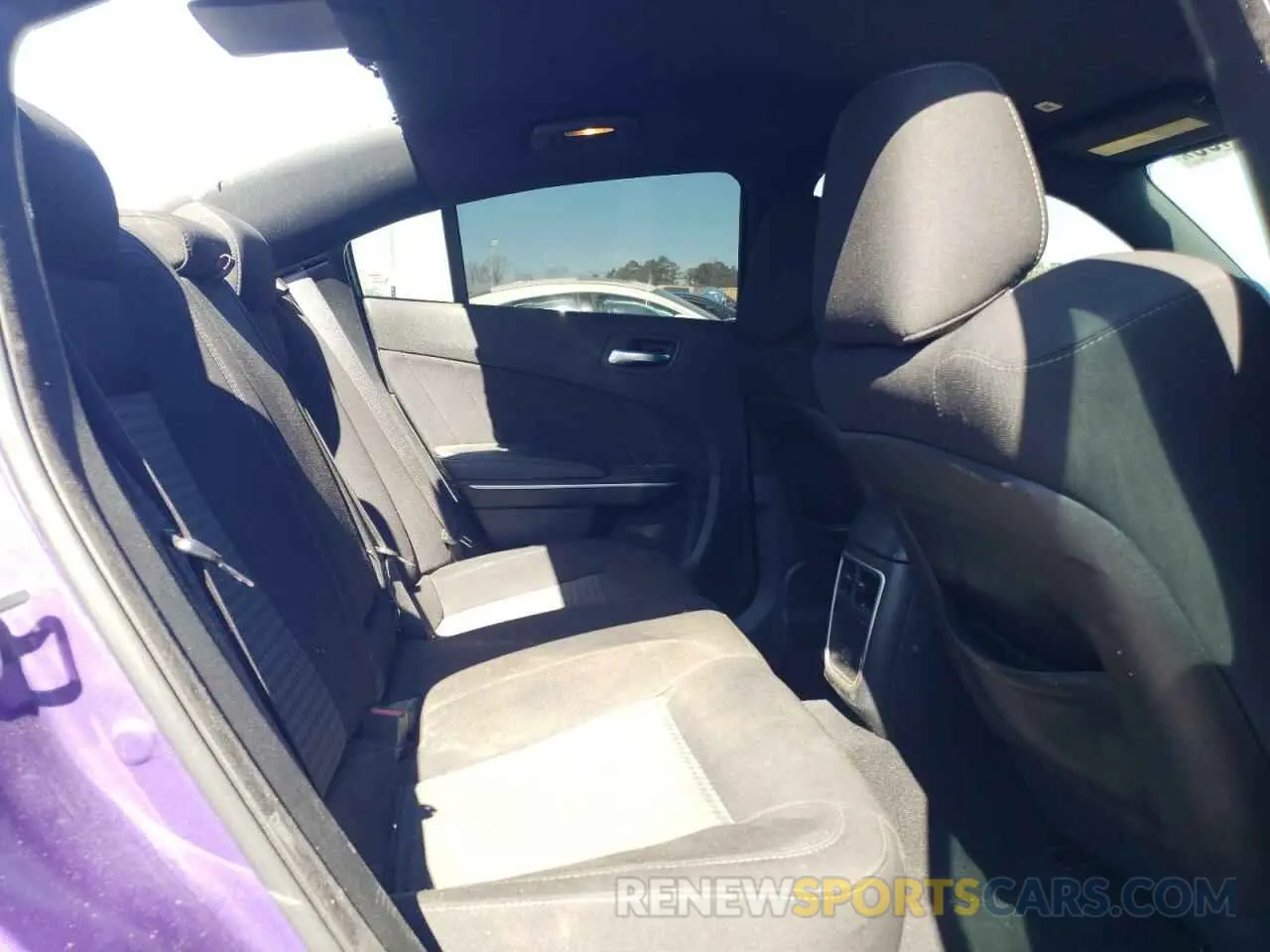 10 Photograph of a damaged car 2C3CDXGJ0KH748551 DODGE CHARGER 2019